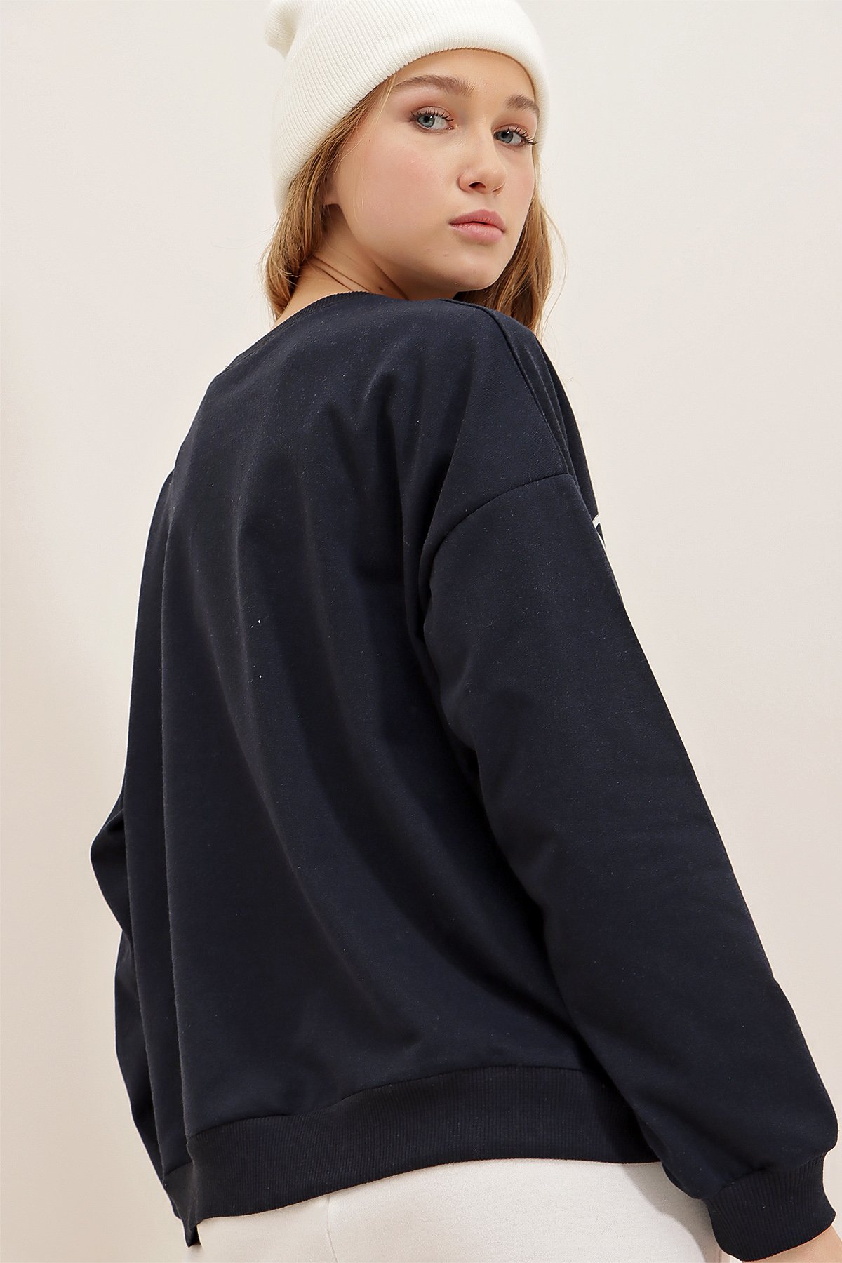 Bisiklet Yaka Yazı Baskılı Oversize Sweatshirt - Lacivert