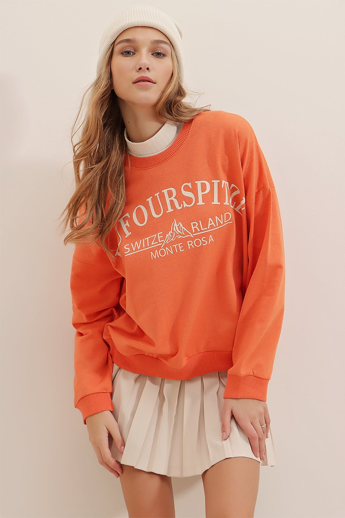 Bisiklet Yaka Yazı Baskılı Oversize Sweatshirt - Turuncu
