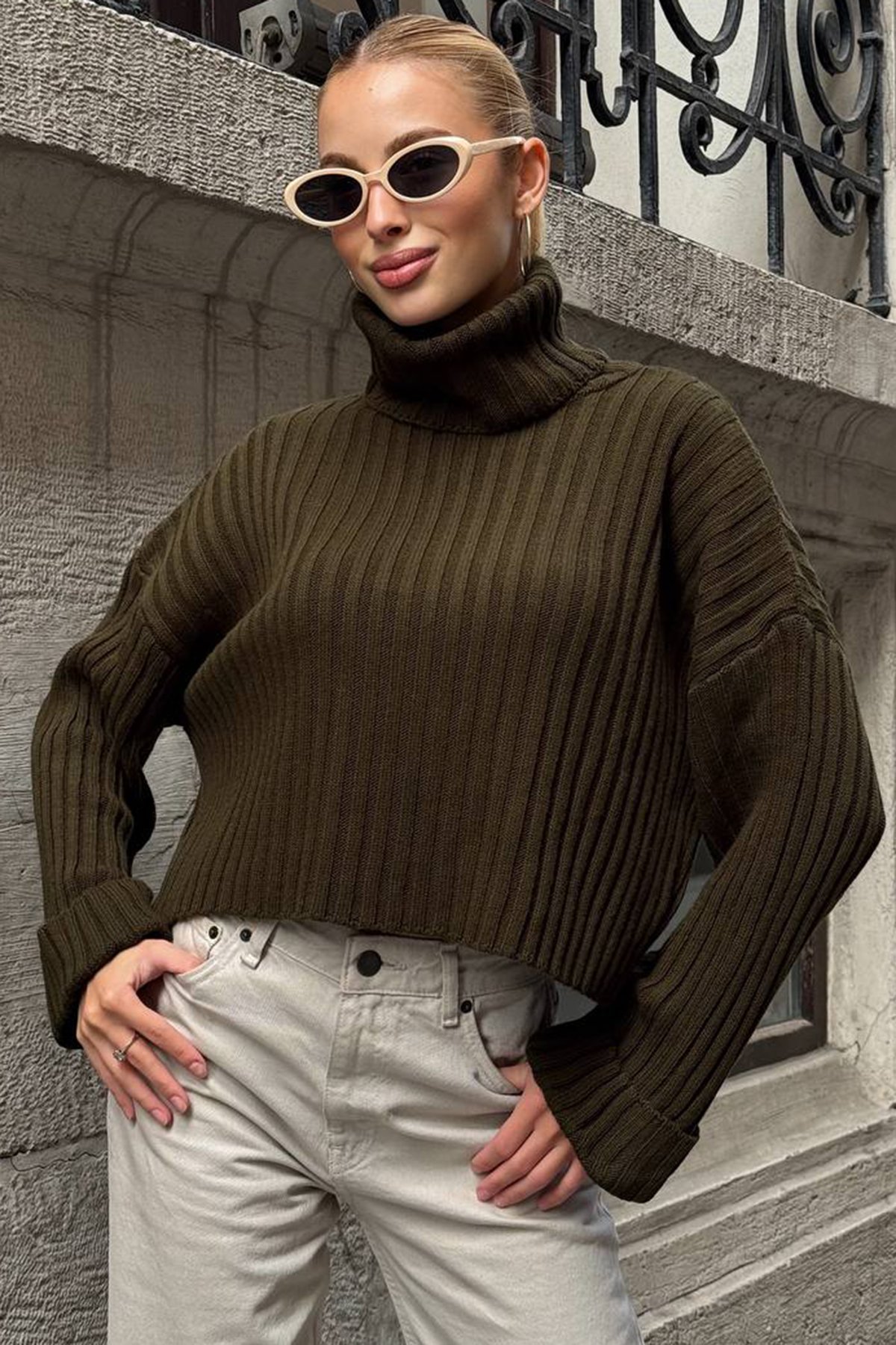 Boğazlı Fitilli Crop Triko Kazak - HAKİ