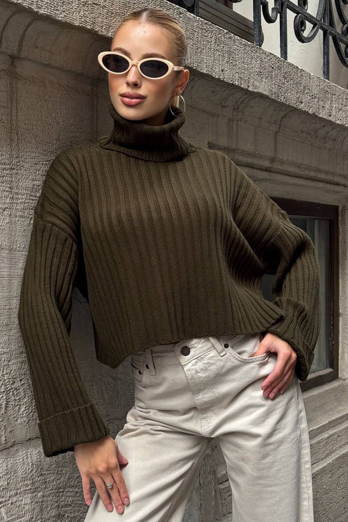 Boğazlı Fitilli Crop Triko Kazak - HAKİ