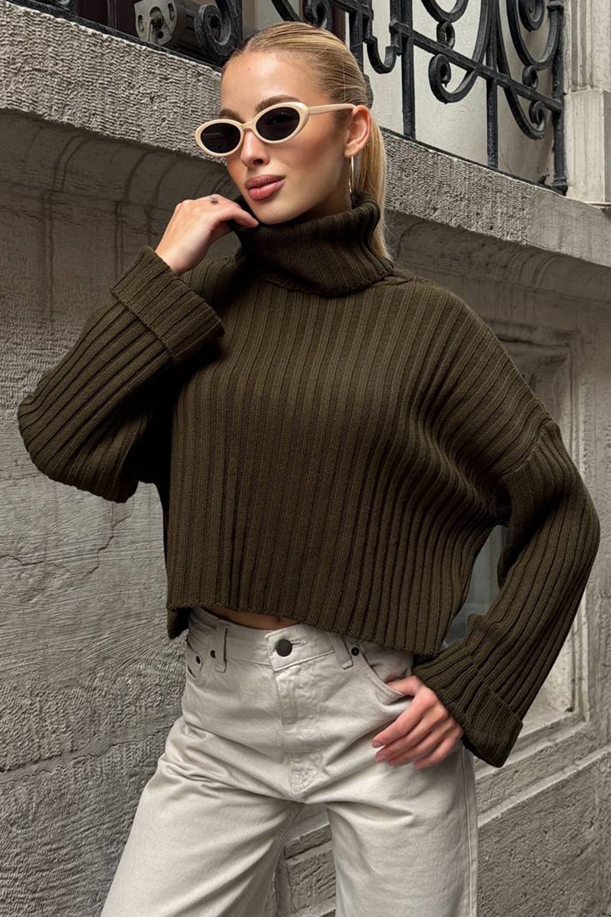 Boğazlı Fitilli Crop Triko Kazak - HAKİ