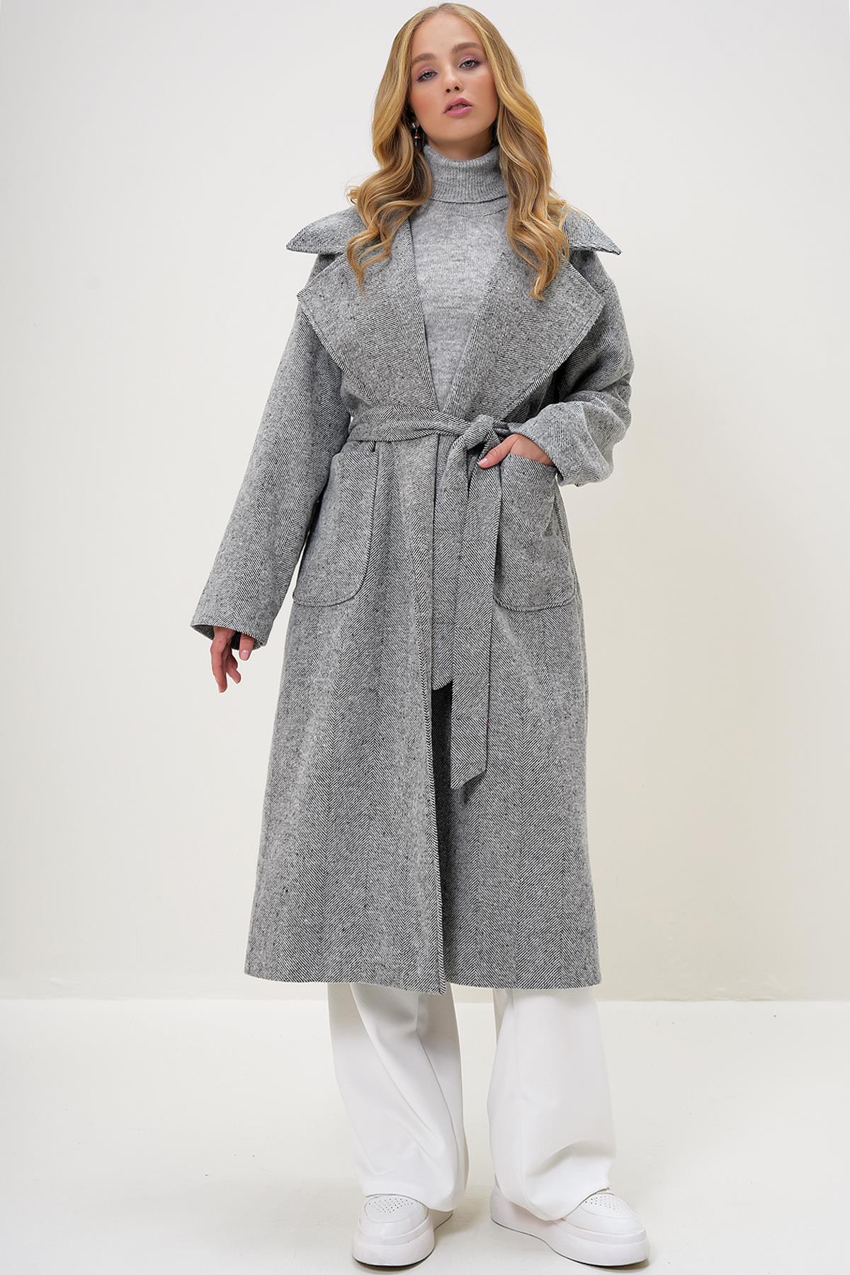 CEKET YAKA TORBA CEPLİ İÇİ ASTARLI KUŞAK BAĞLAMALI KAŞE KABAN - Gri-Kırçıllı