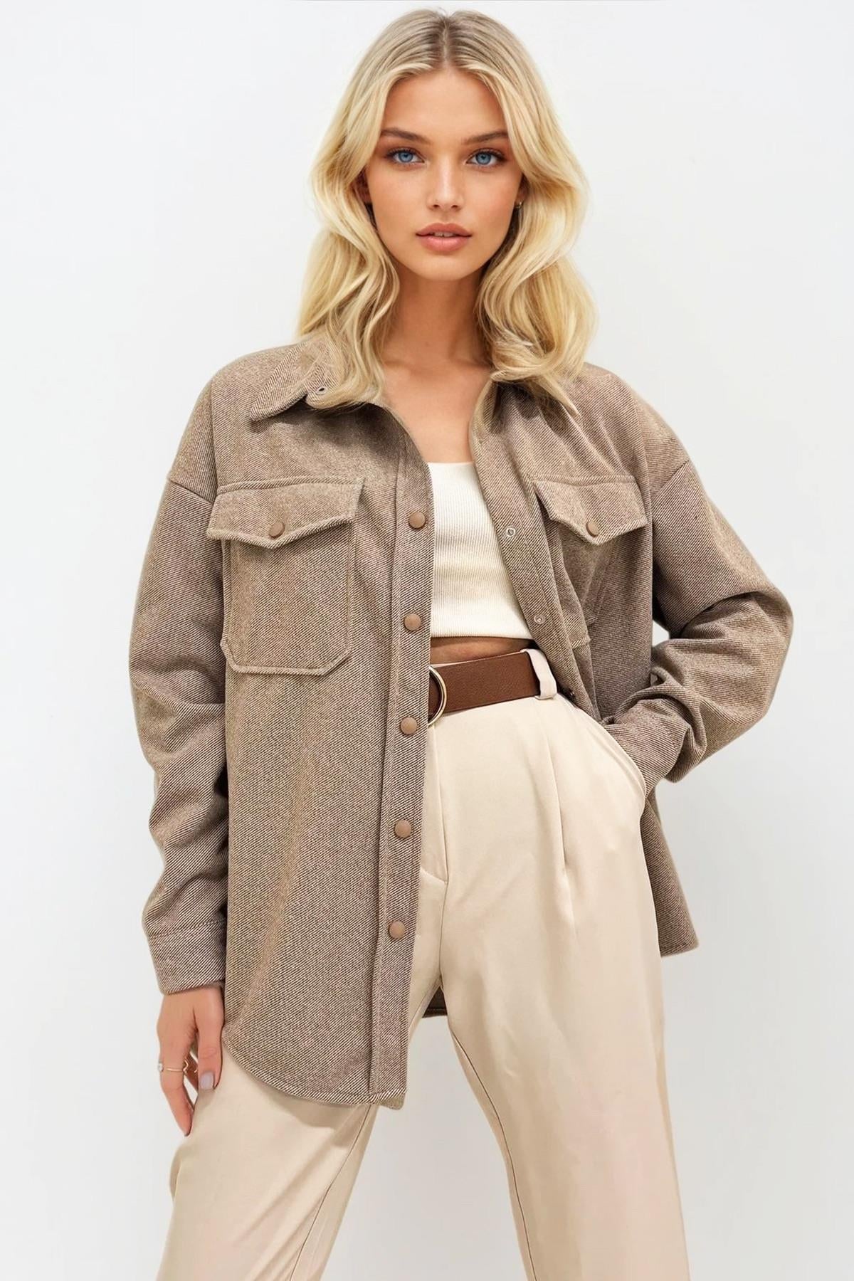 Çift Cepli Çıt Çıt Kapamalı Oversize Ceket - KOYU BEJ