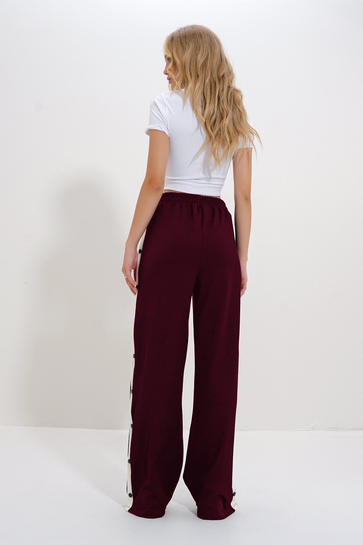 Çift Cepli Lastikli Yanları Şeritli Wide Leg Pantolon - Bordo