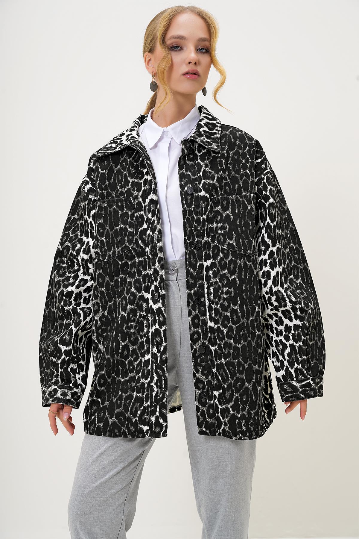 ÇİFT CEPLİ LEOPAR DESENLİ OVERSİZE GABARDİN CEKET - SİYAH