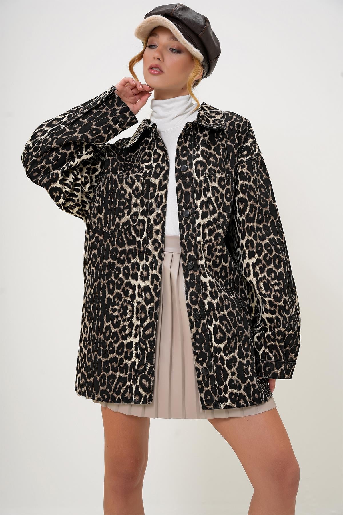 ÇİFT CEPLİ LEOPAR DESENLİ OVERSİZE GABARDİN CEKET - Kahverengi