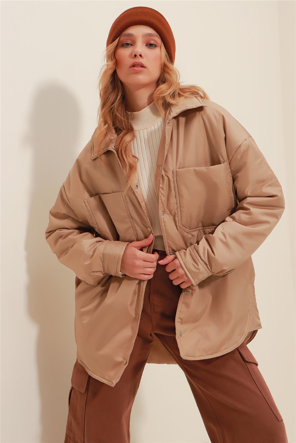 Çift Cepli Oversize Şişme Mont - Bej