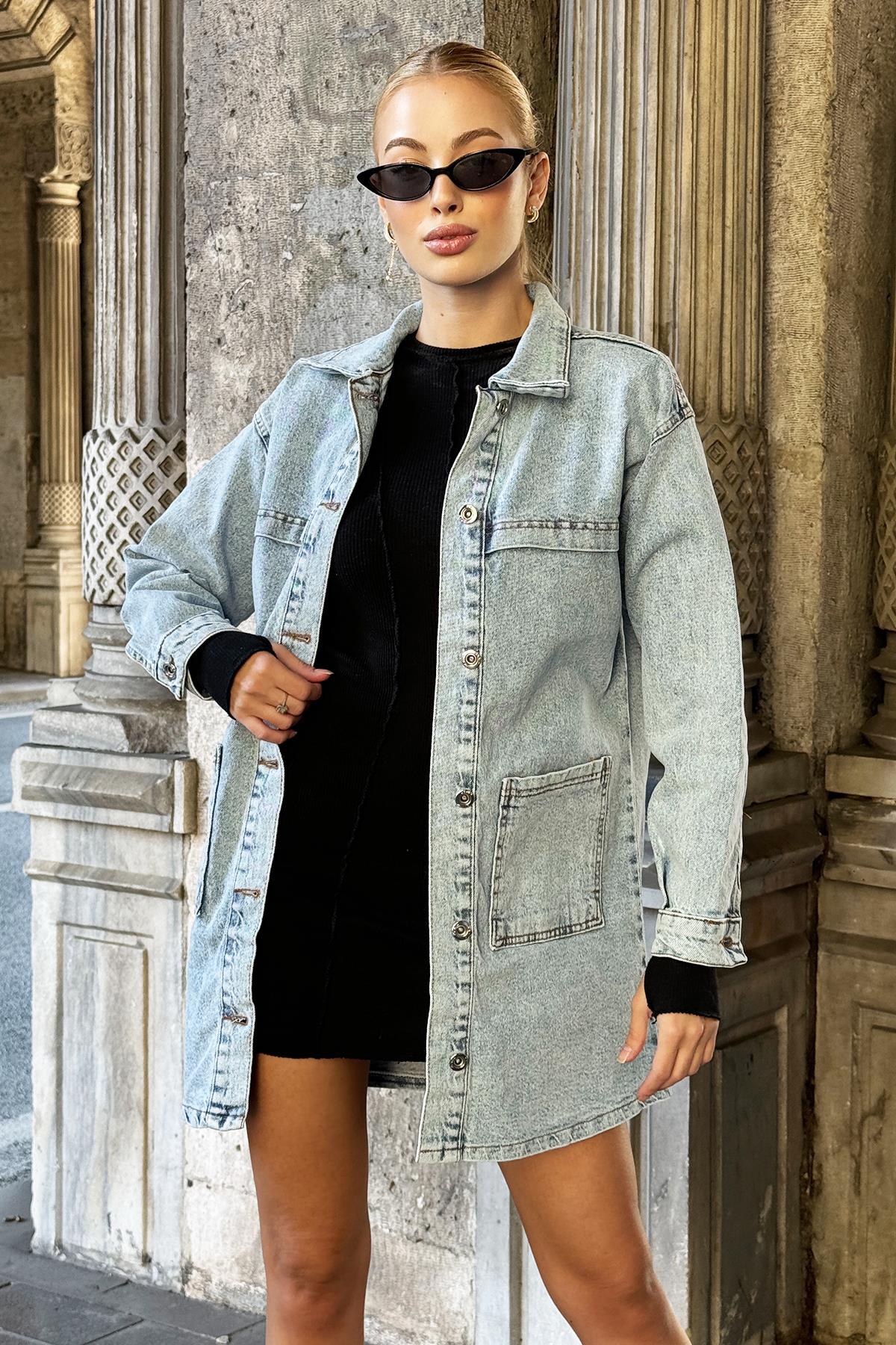 Çift Cepli Oversize Uzun Denim Ceket - Mavi