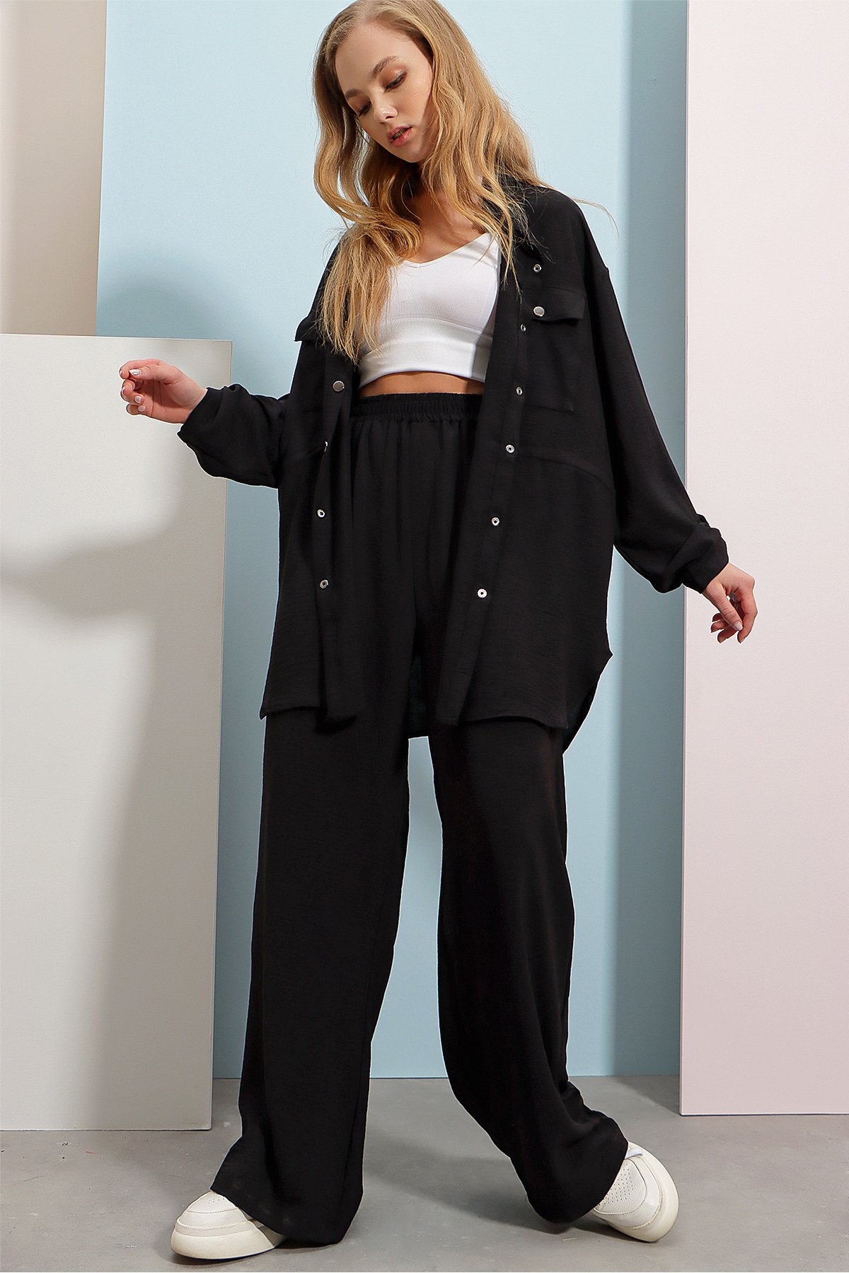 Çift Cepli Safari Ceket Ve Beli Lastikli Wide Leg Aerobin Pantolonlu Takım - Siyah