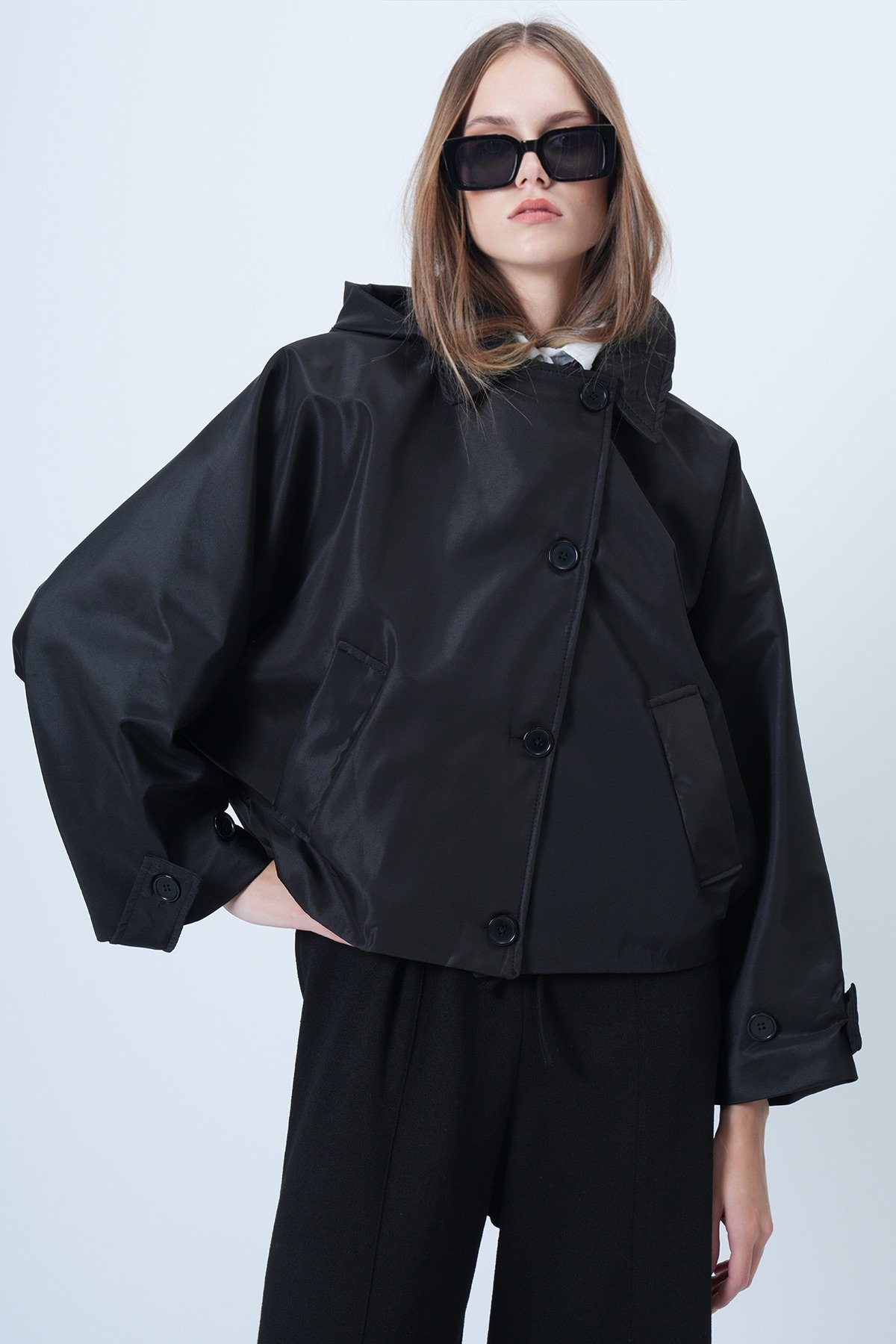 Çift Ceplidüğme Kapamalı Kısa Trençkot - SİYAH