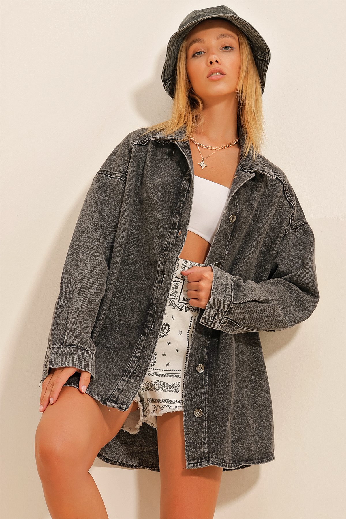 Çıtçıt Kapamalı Oversize Jean Ceket - Antrasit