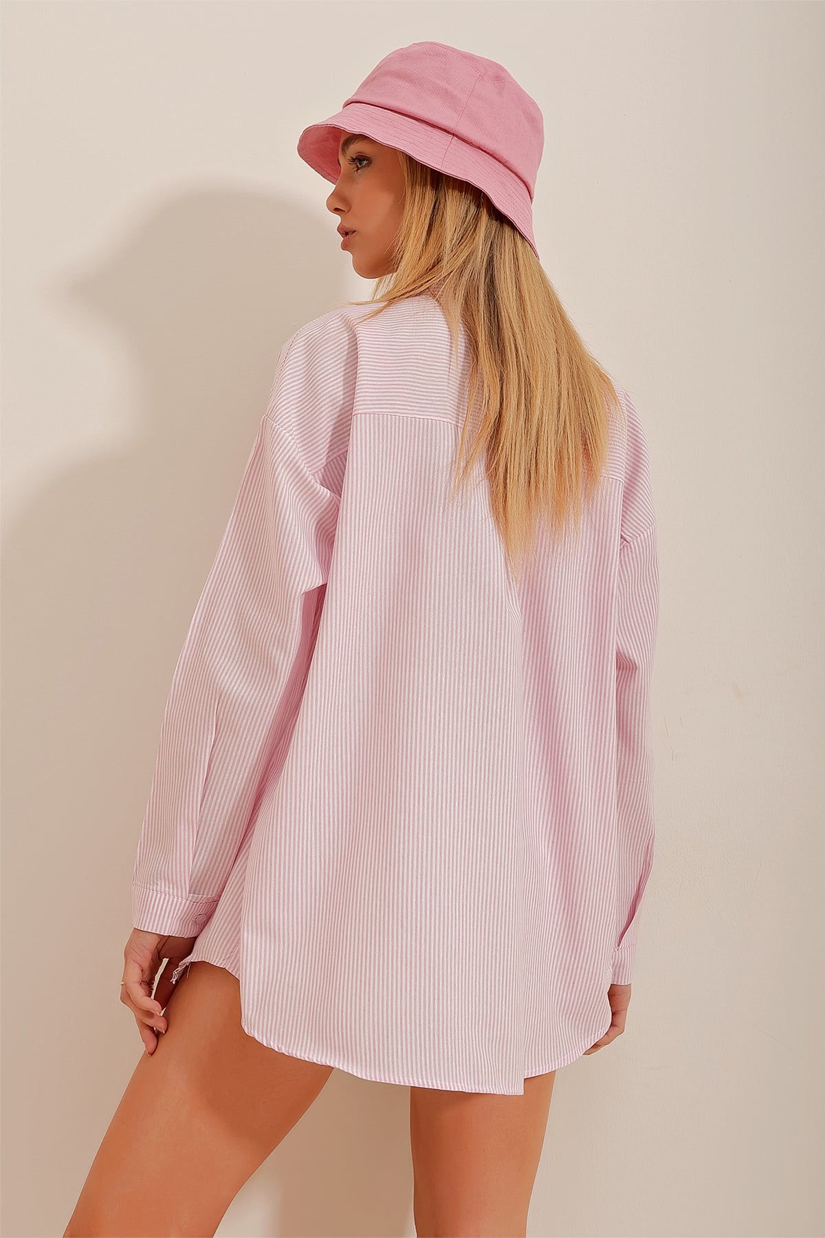 Çizgili Oversize Gömlek - Pembe