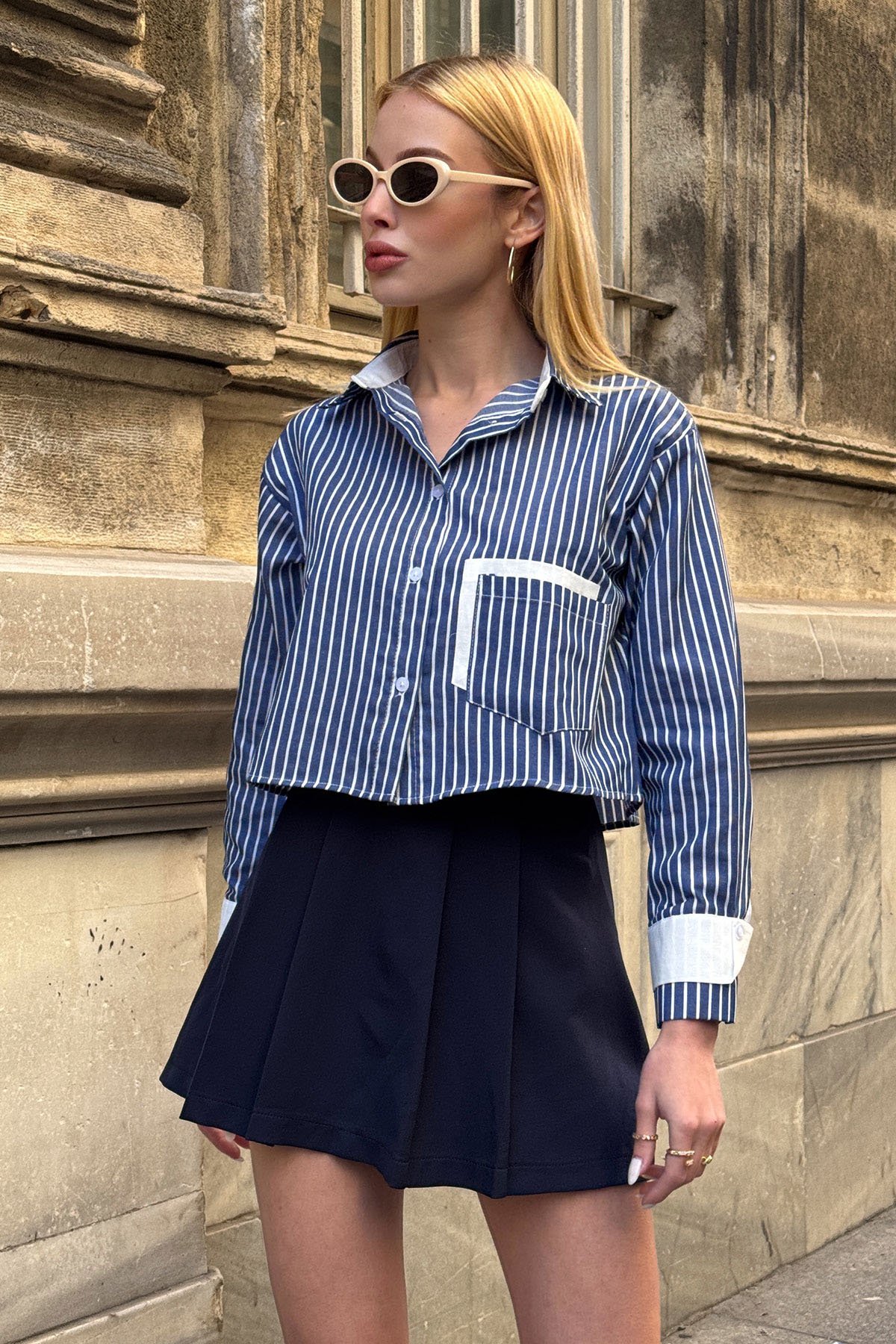 Çizgili Oversize Uzun Kollu Düğmeli Manşet Crop Gömlek - LACİVERT