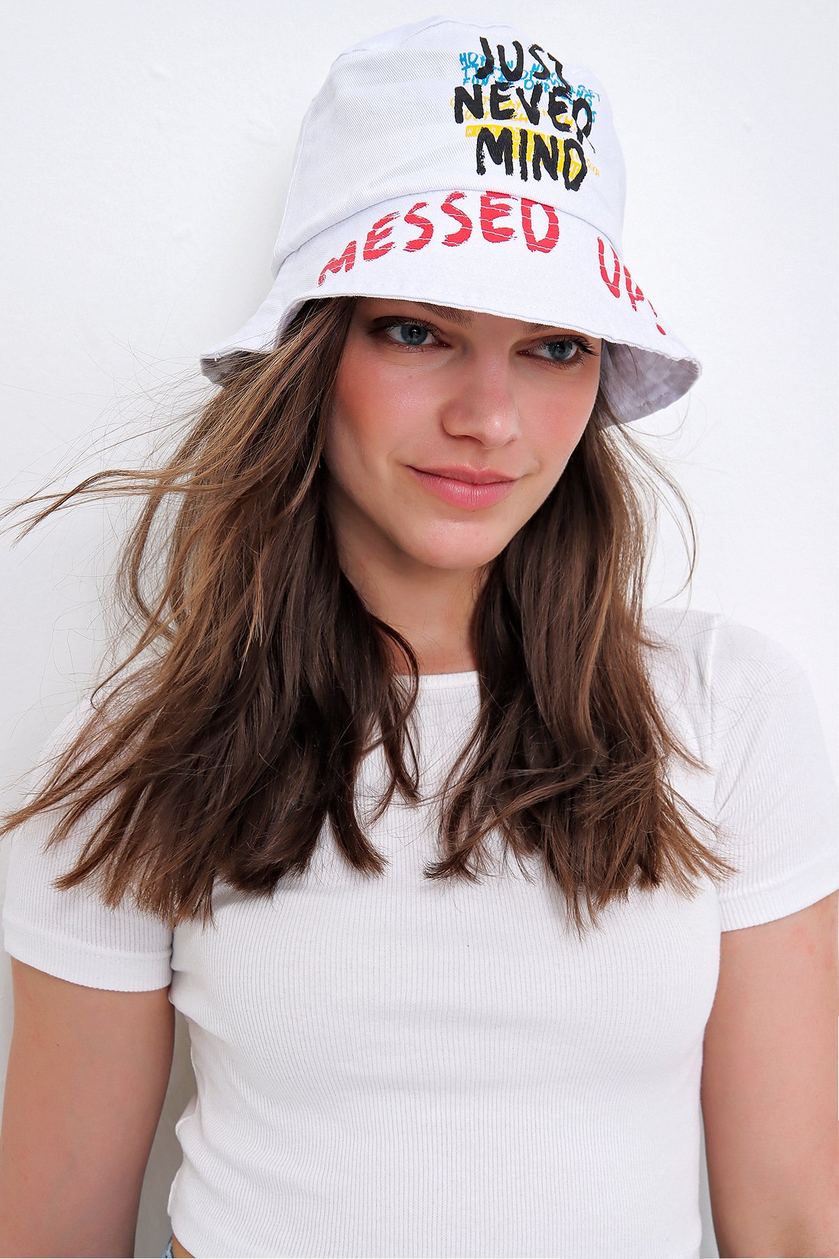 Desenli Bucket Şapka - Beyaz