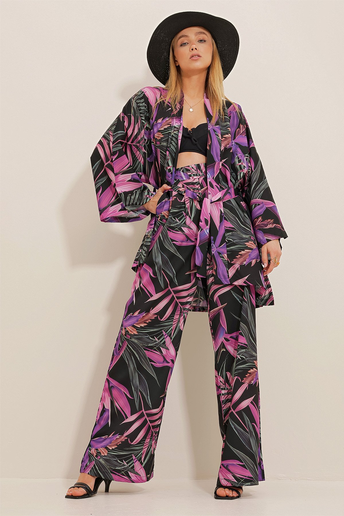 Desenli Kimono Ceket Ve Palazzo Dokuma Pantolon Takım - Mor