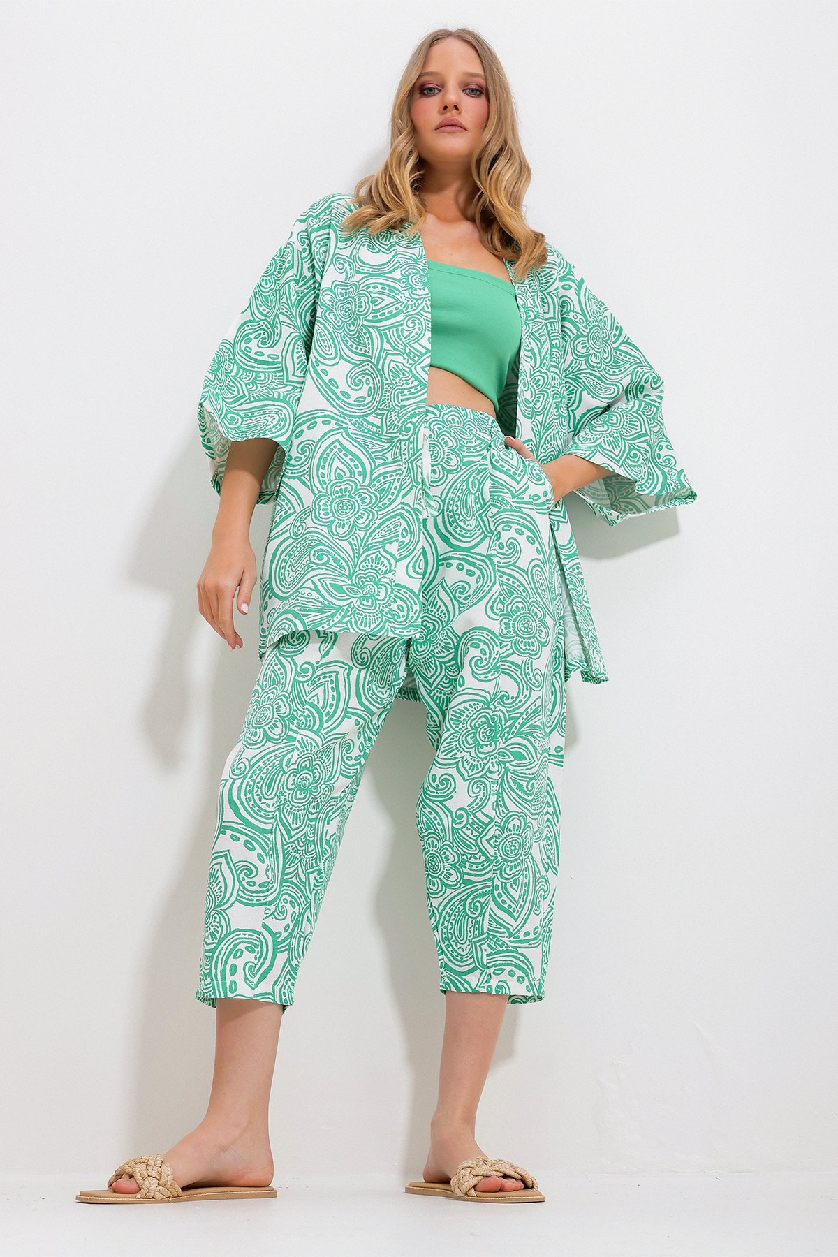 Desenli Kimono Ceket Ve Pantolonlu Keten Dokuma Alt Üst Takım - YEŞİL