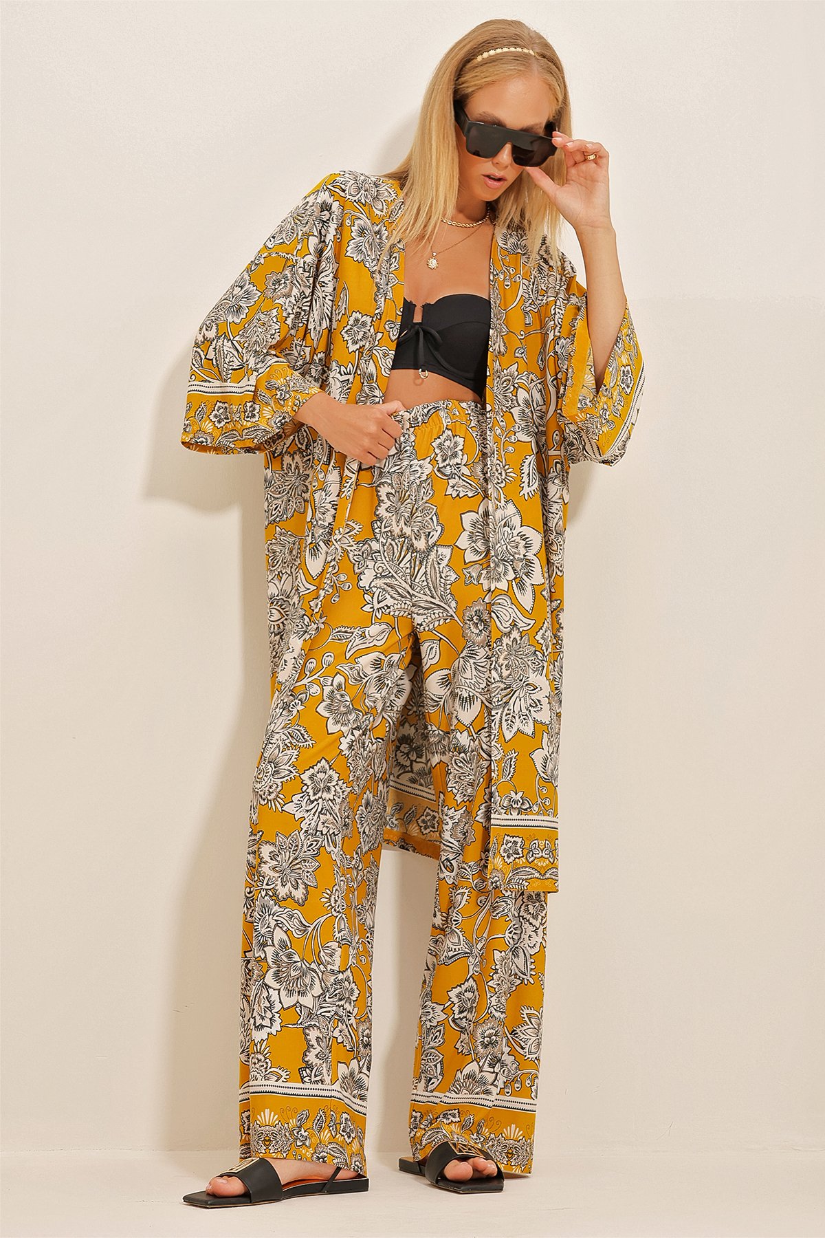 Desenli Kimono Ceket Ve Rahat Kesim Pantolon Takım - Safran Sarısı