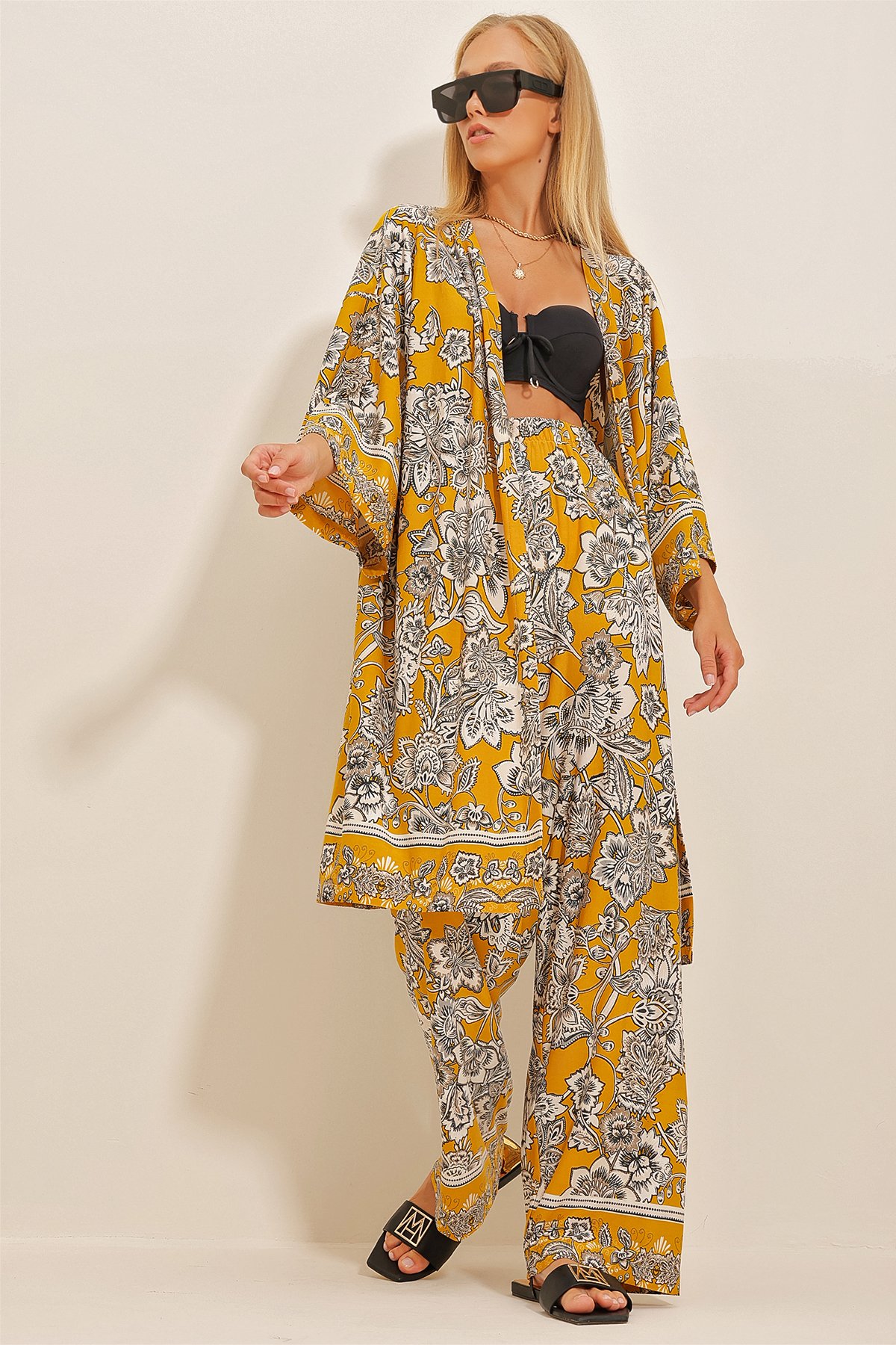 Desenli Kimono Ceket Ve Rahat Kesim Pantolon Takım - Safran Sarısı