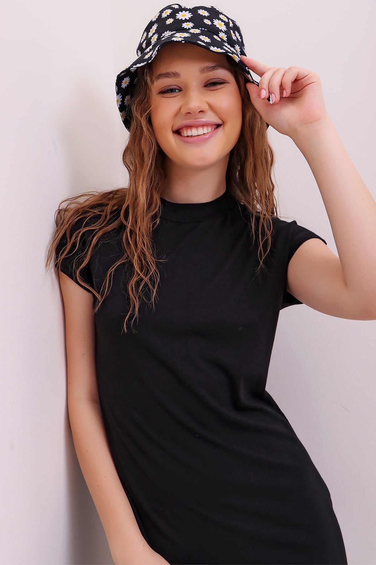 Desenli Safari Bucket Şapka - Siyah