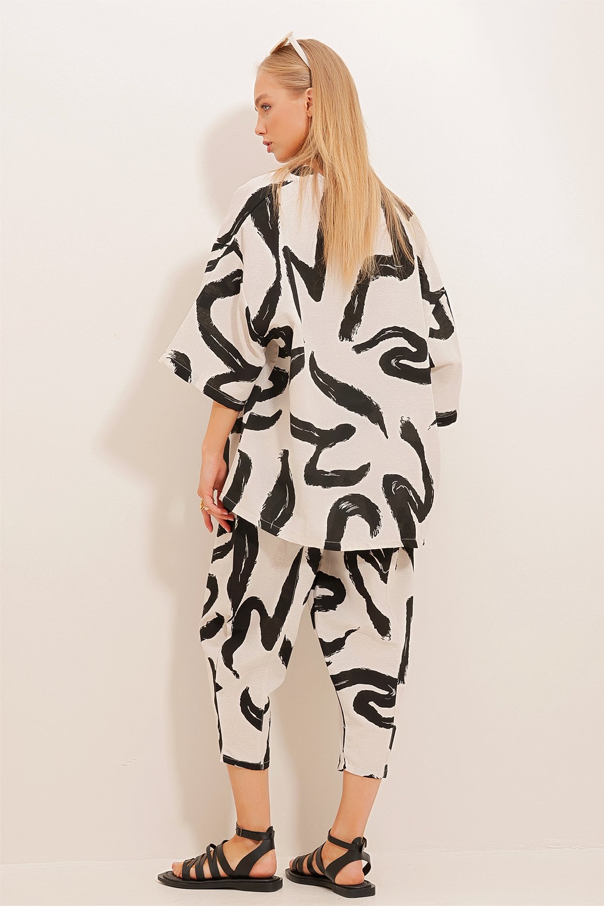 Desenli Şalvar Pantolon Ve Kimono Takım - Siyah