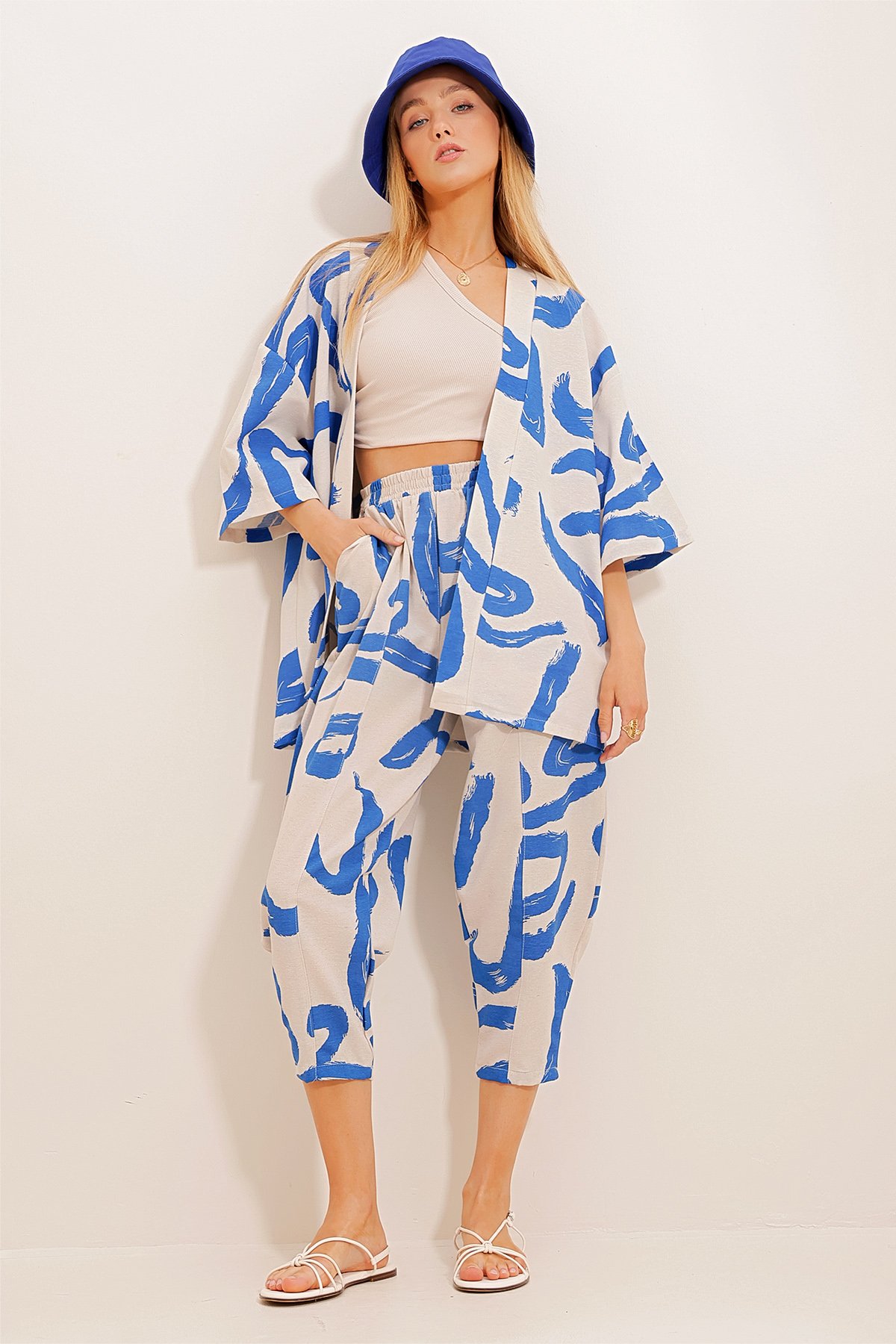 Desenli Şalvar Pantolon Ve Kimono Takım - Saks
