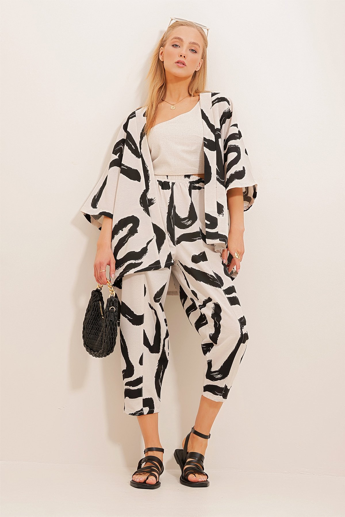 Desenli Şalvar Pantolon Ve Kimono Takım - Siyah