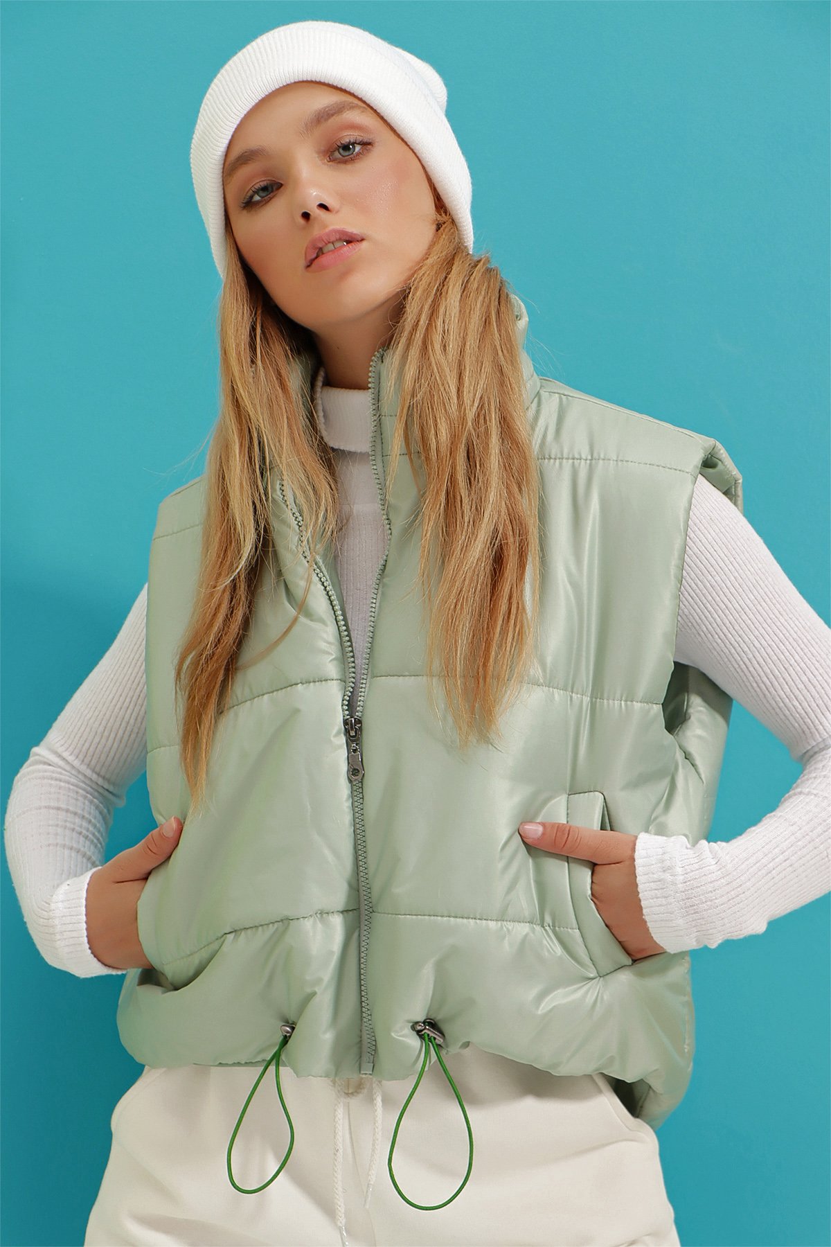 Dik Yaka Çift Cepli Full Dolum Beli Ayarlanabilir Şişme Yelek - Mint