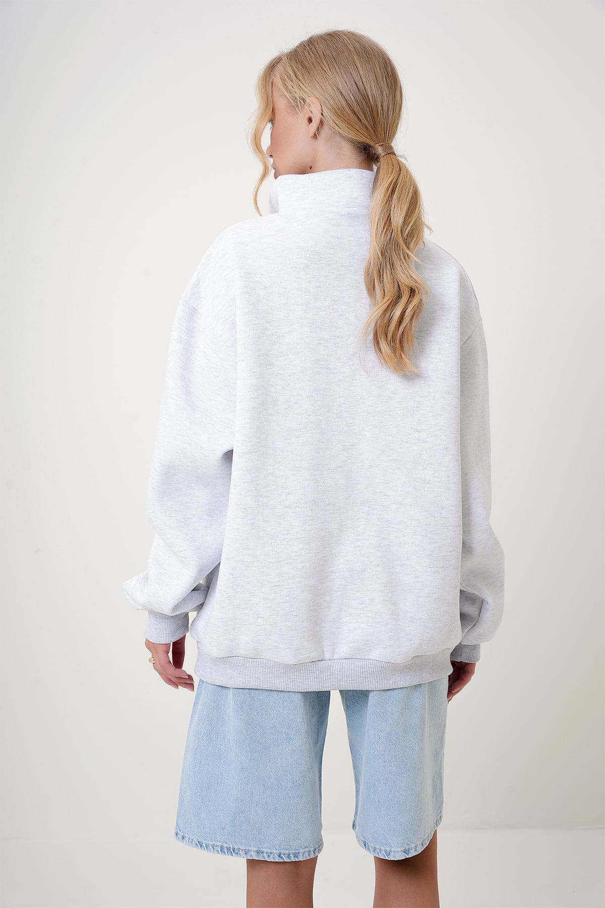 Dik Yaka Fermuarlı Önü Nakışlı Oversize 3 İplik içi Şardonlu Unisex Sweatshirt - Grimelanj