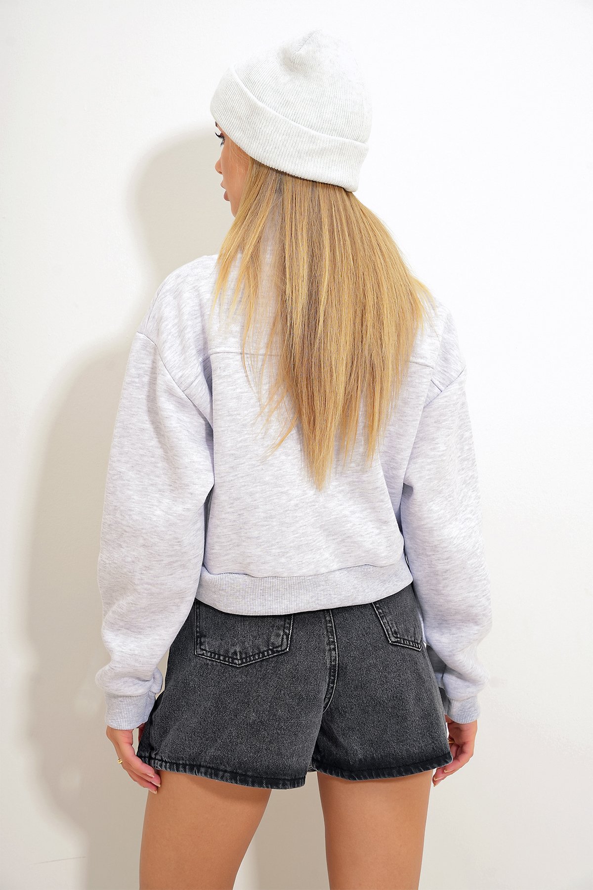 Dik Yaka Fermuarlı Sweatshirt - Gri