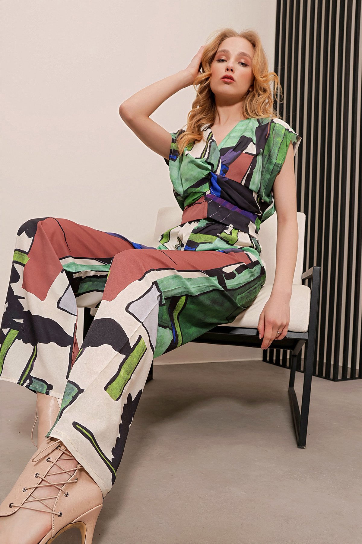 Düğümlü Crop Bluz Ve Pantolonlu Dokuma Takım - Kahve