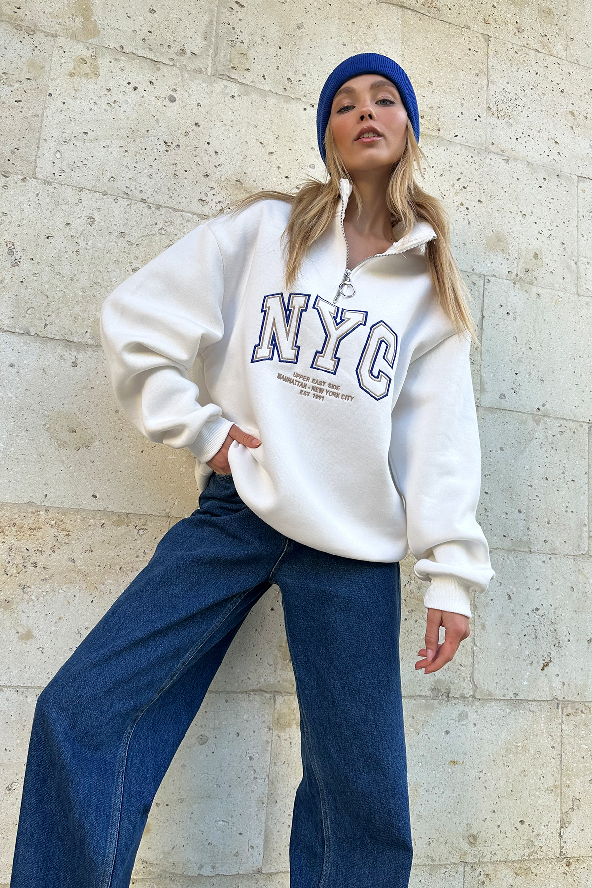 Fermuarlı Nakışlı 3 İplik İçi Şardonlu Sweatshirt - Beyaz