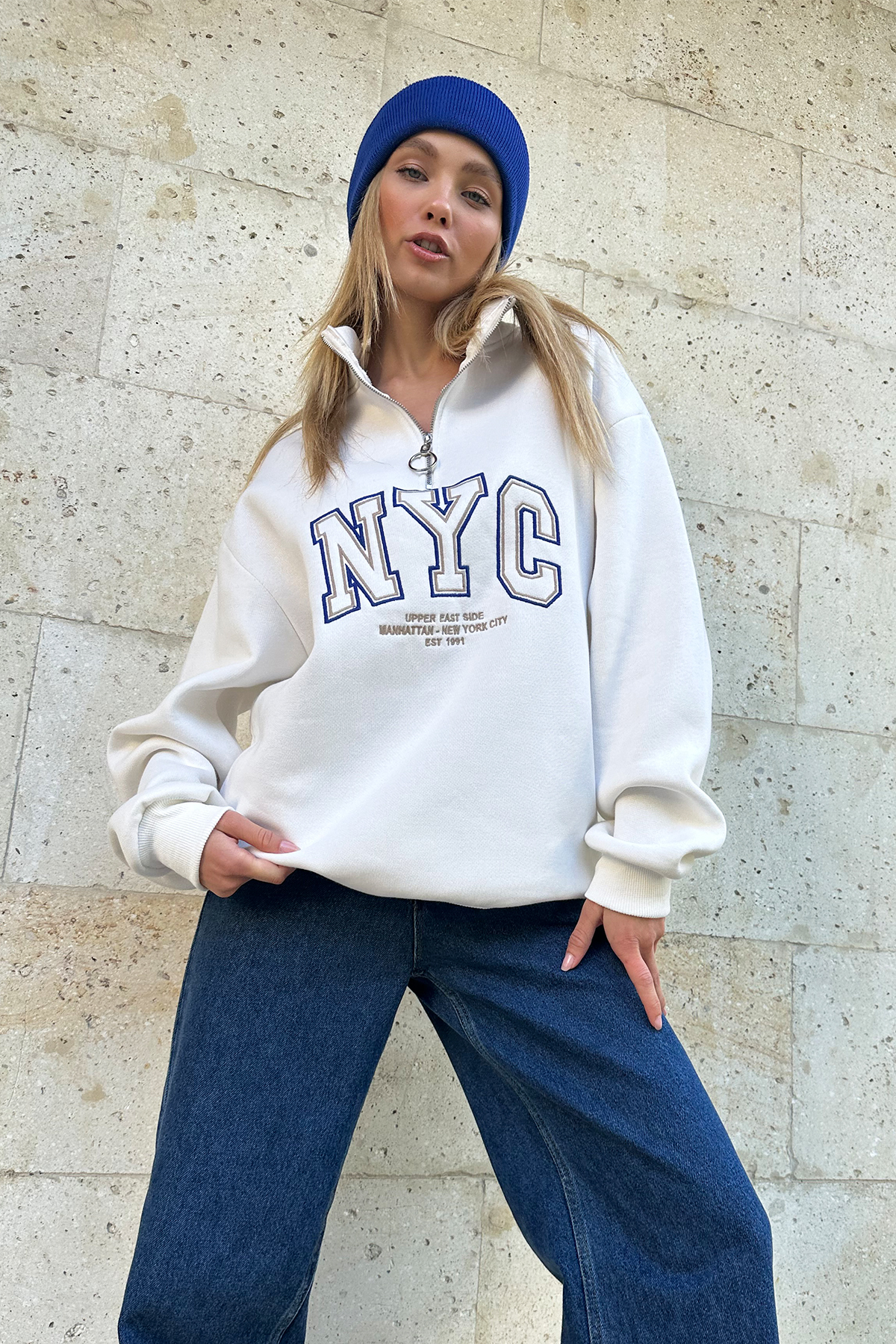 Fermuarlı Nakışlı 3 İplik İçi Şardonlu Sweatshirt - Beyaz
