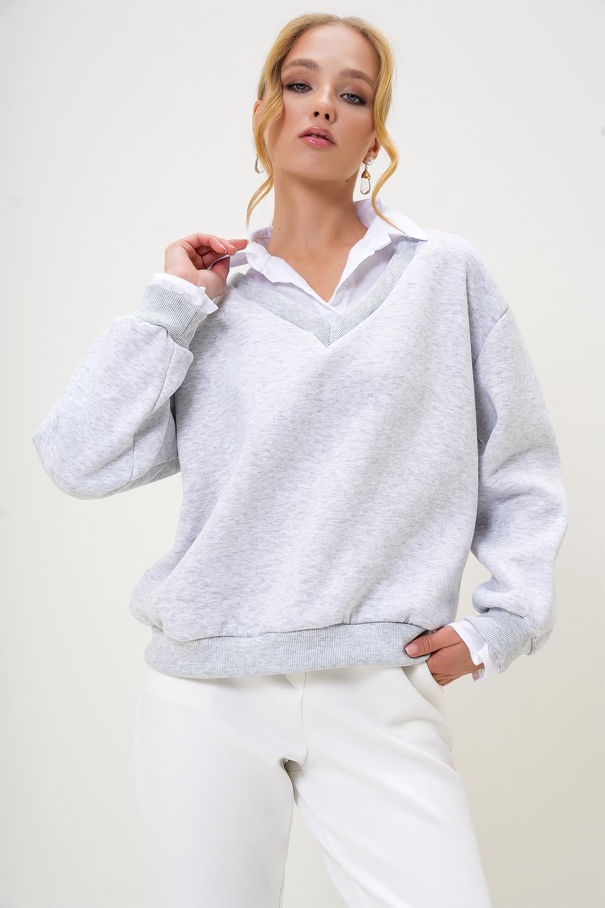 GÖMLEK GARNİLİ V YAKA 3 İPLİK ŞARDONLU SWEAATSHIRT - Karmelanj
