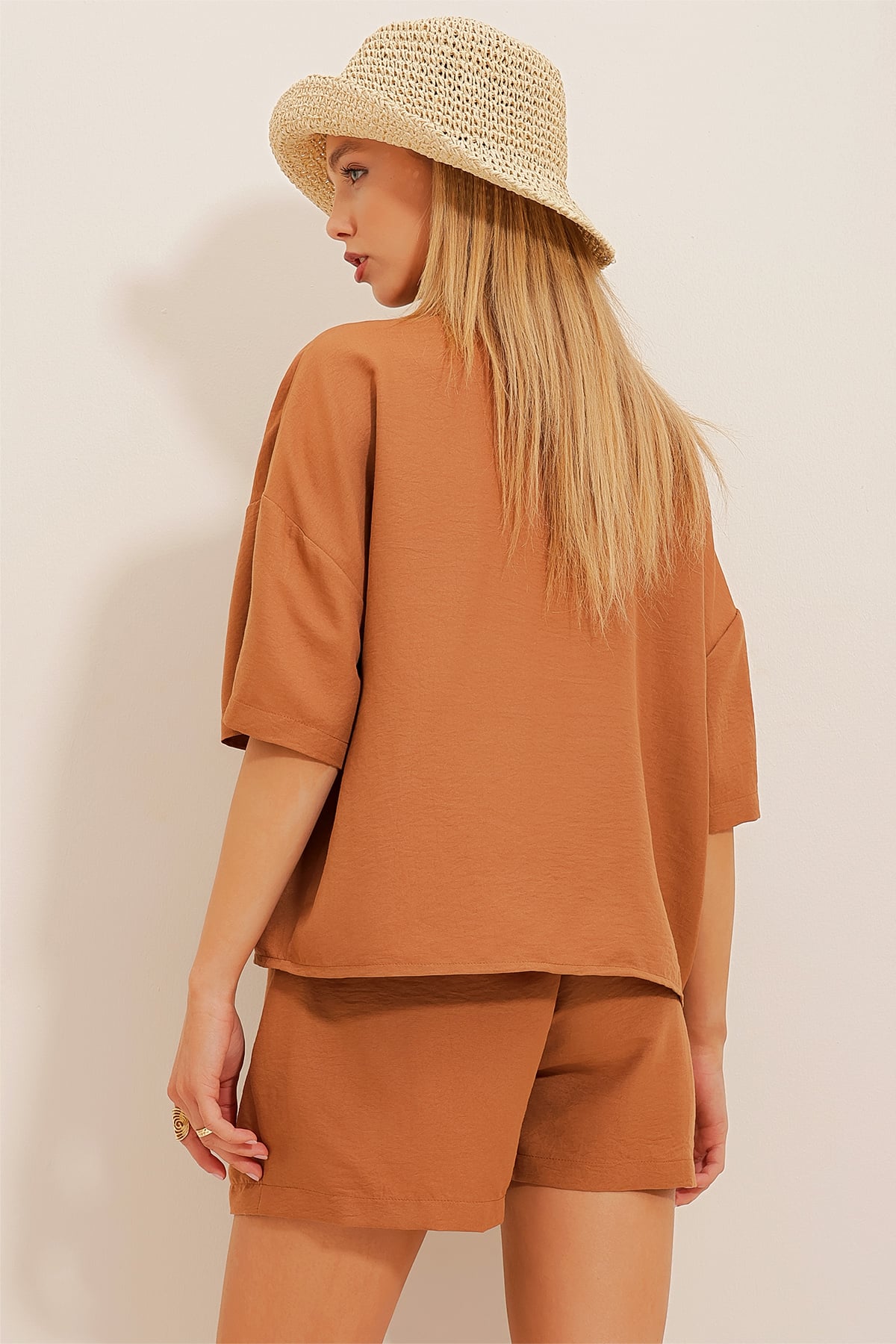 Gömlek Ve Şortlu İkili Aerobin Dokuma Takım - Tarçın