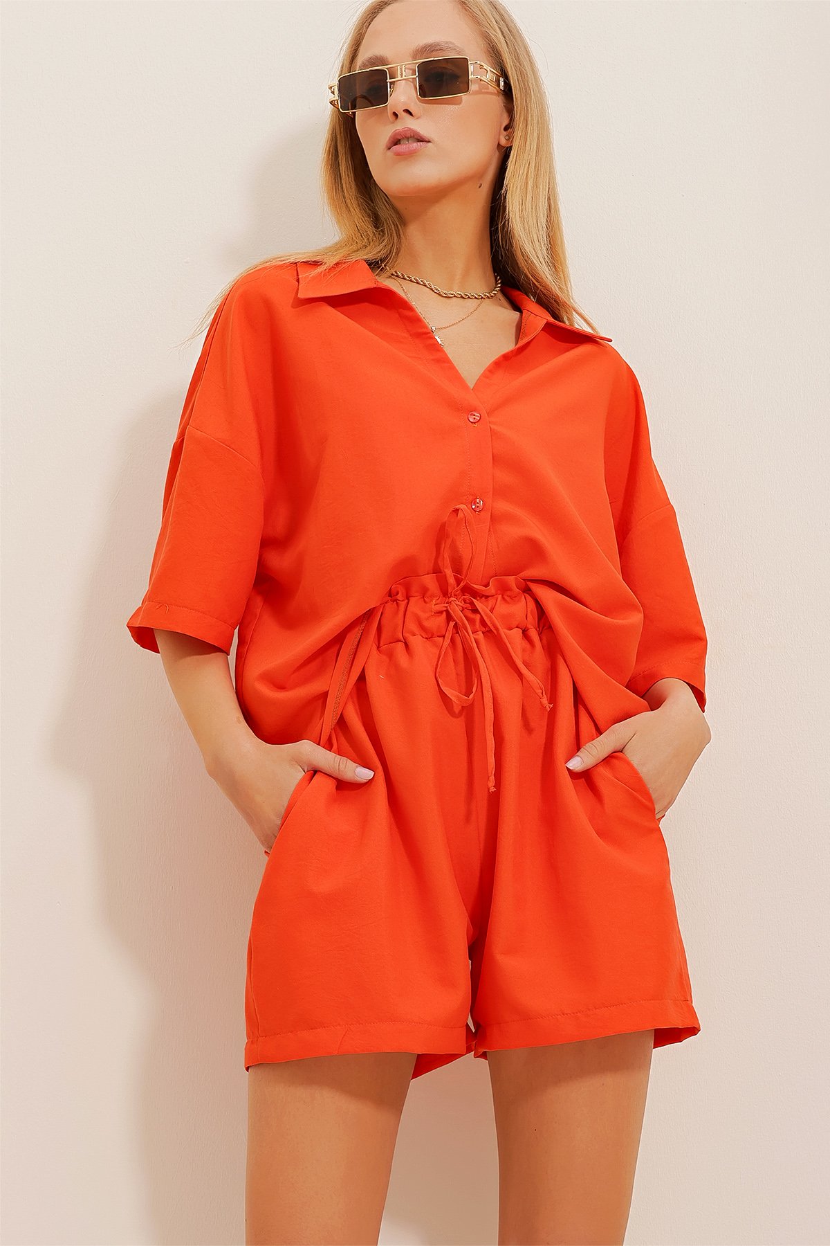 Gömlek Ve Şortlu İkili Aerobin Dokuma Takım - Turuncu