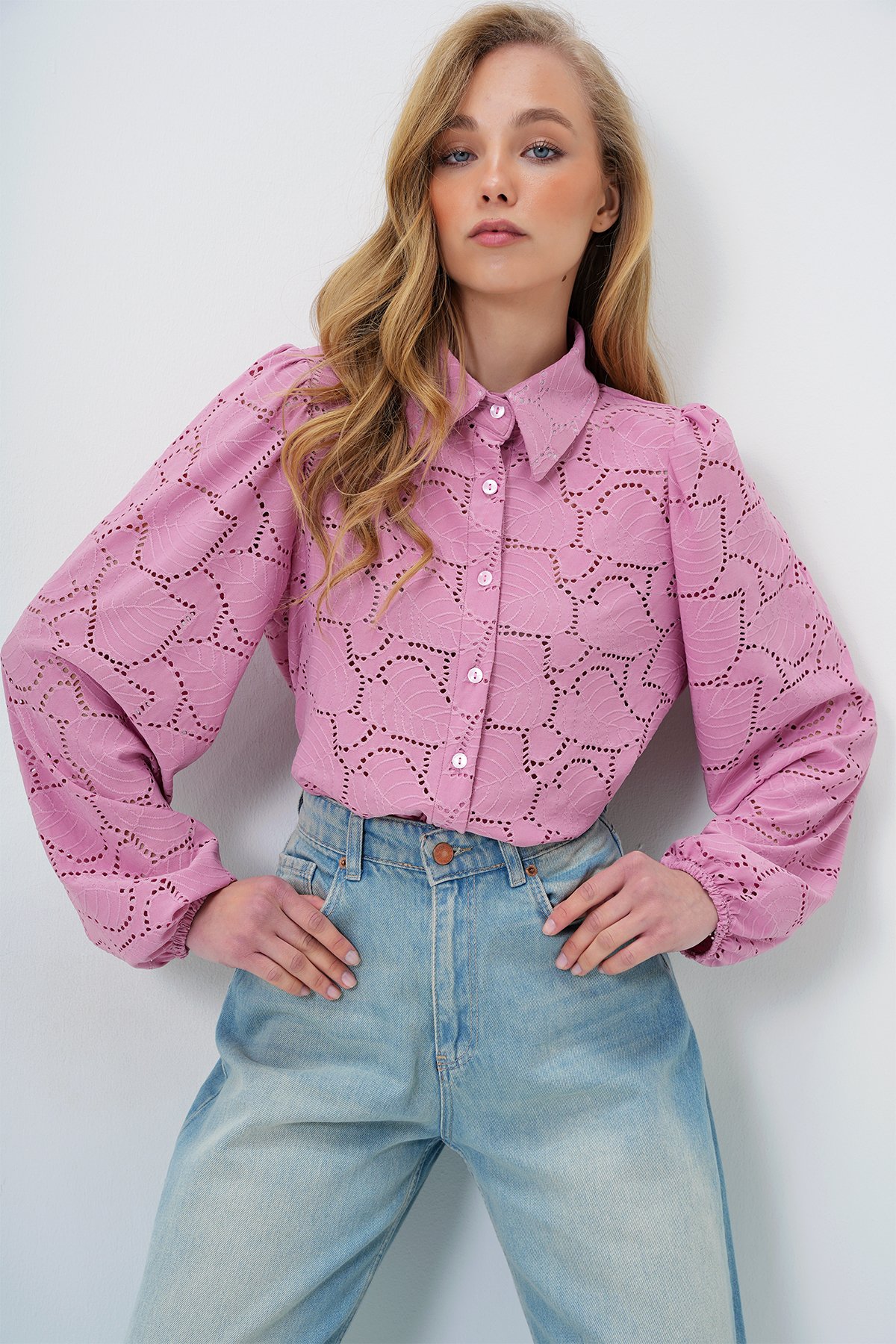 Güpür Dokuma Premium Gömlek - Pudra