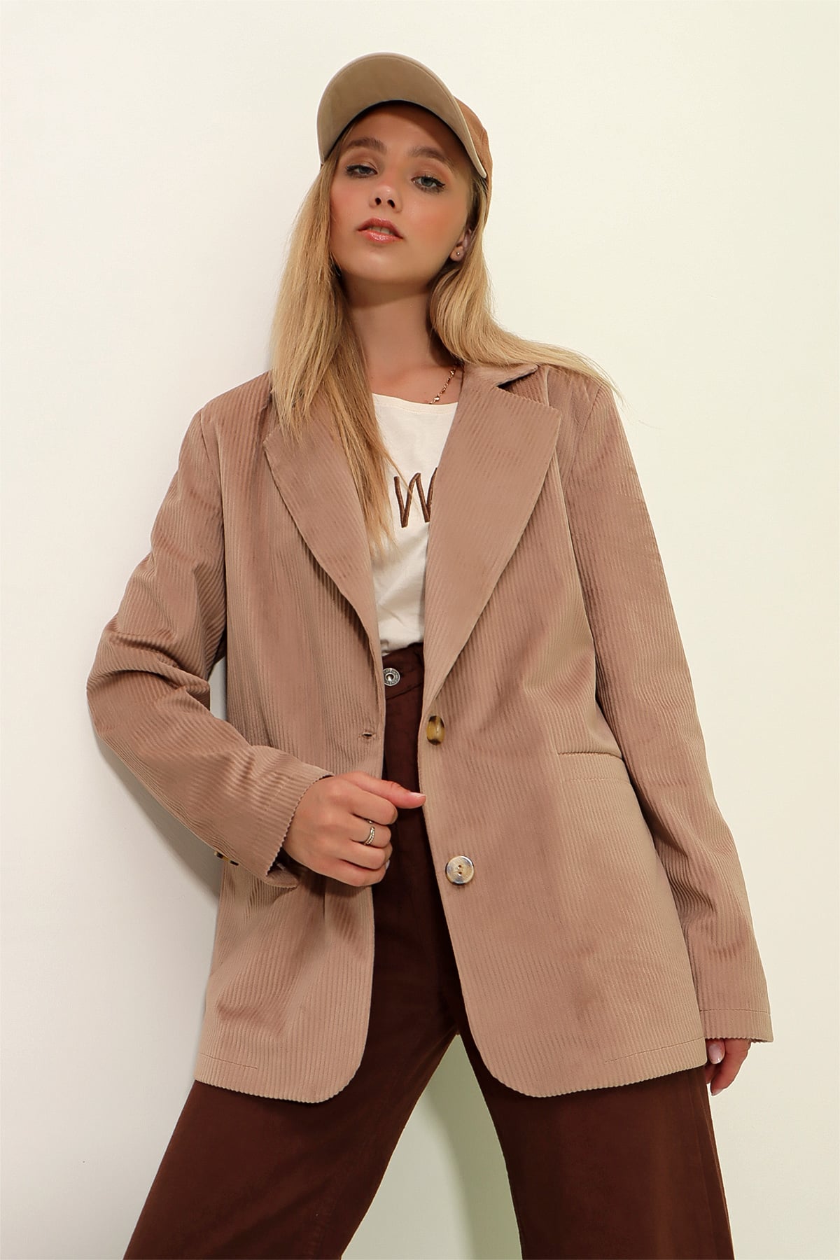 Kadife Dokuma Blazer Ceket - Bej