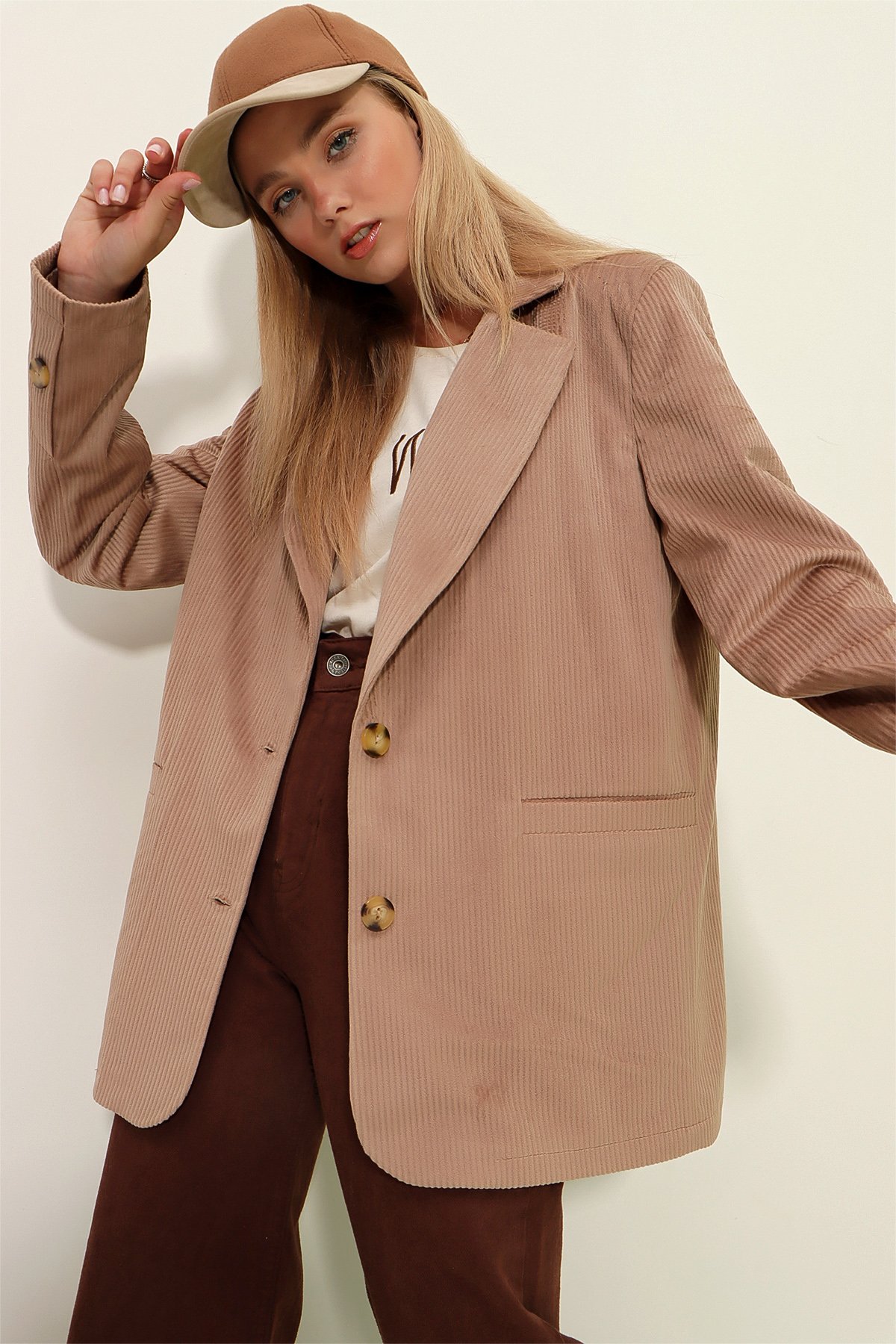 Kadife Dokuma Blazer Ceket - Bej