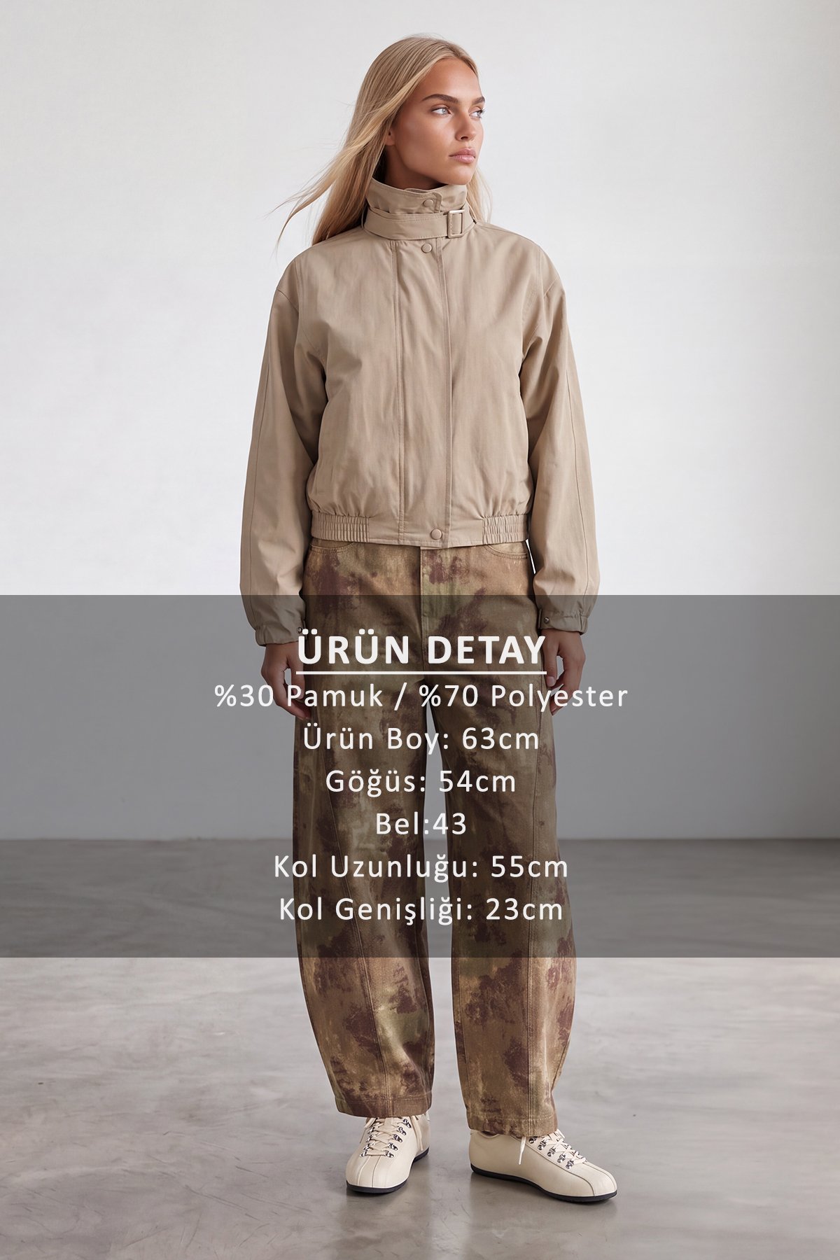 Kadın Bej Dik Yaka İçi Astarlı Bol Kesim Bomber Ceket Alc-X15958