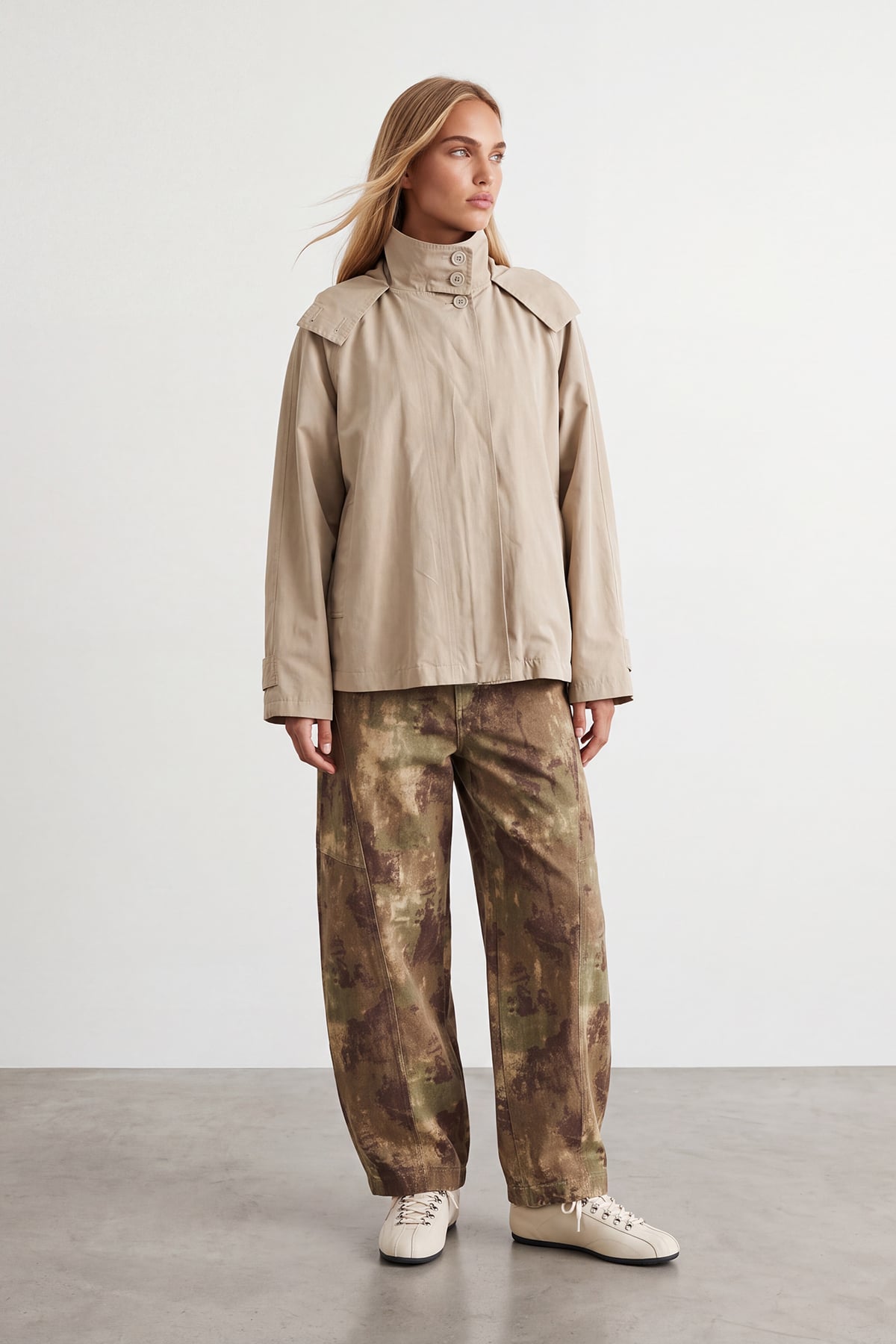 Kadın BEJ Kapişonlu Gizli Patlı Oversize Trençkot ALC-X15637