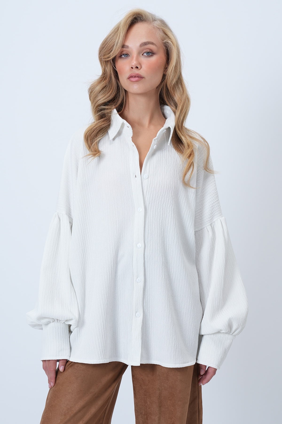 Kadın Beyaz Oversize Bürümcük Gömlek ALC-X14541