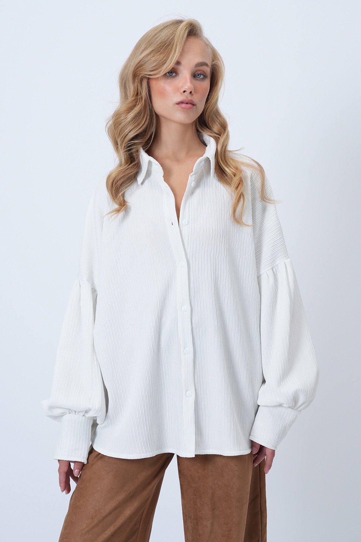 Kadın Beyaz Oversize Bürümcük Gömlek ALC-X14541