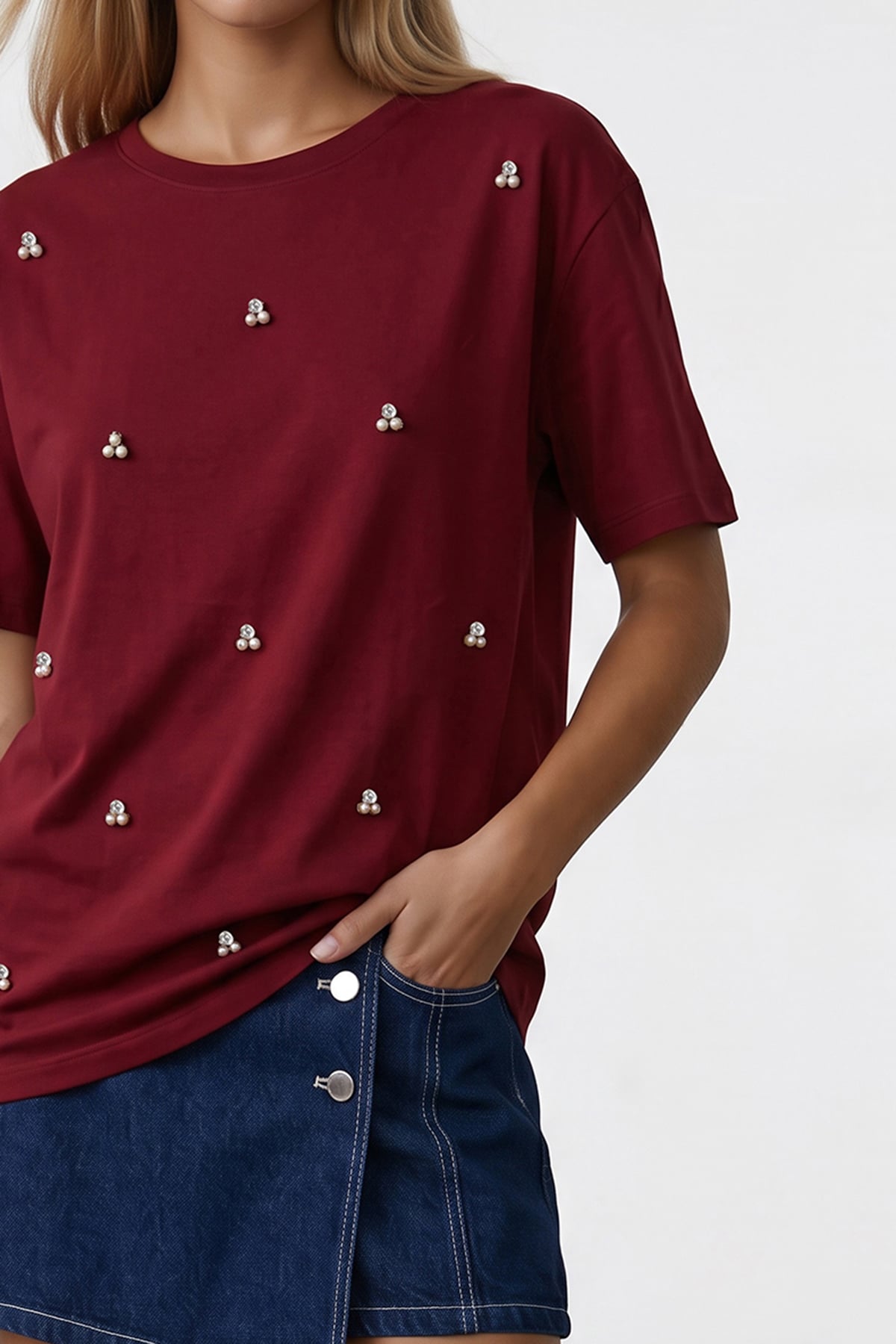 Kadın Bordo Bisiklet Yaka Oversize İnci Ve Taş İşlemeli T-Shirt ALC-X11964