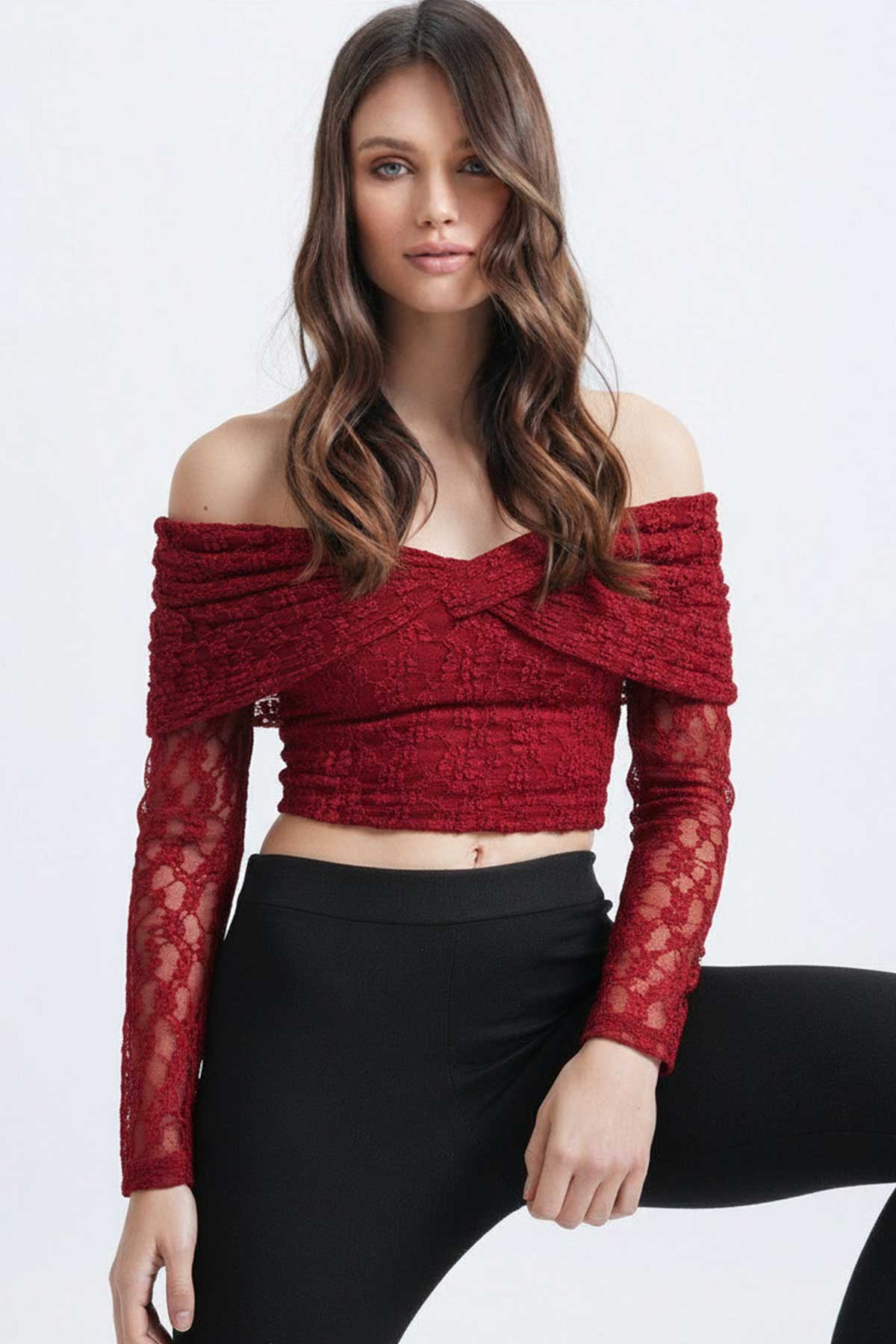 Kadın Bordo Madonna Yaka İçi Astarlı Dantel Bluz Alc-X15192