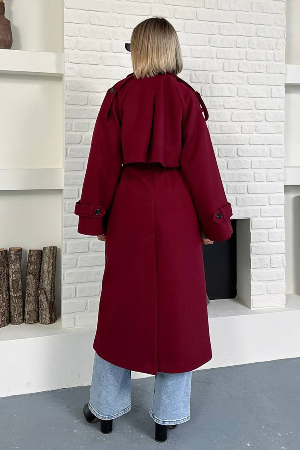 Kadın BORDO Oversize Kuşaklı Çift Düğmeli Uzun Kaban VS01605