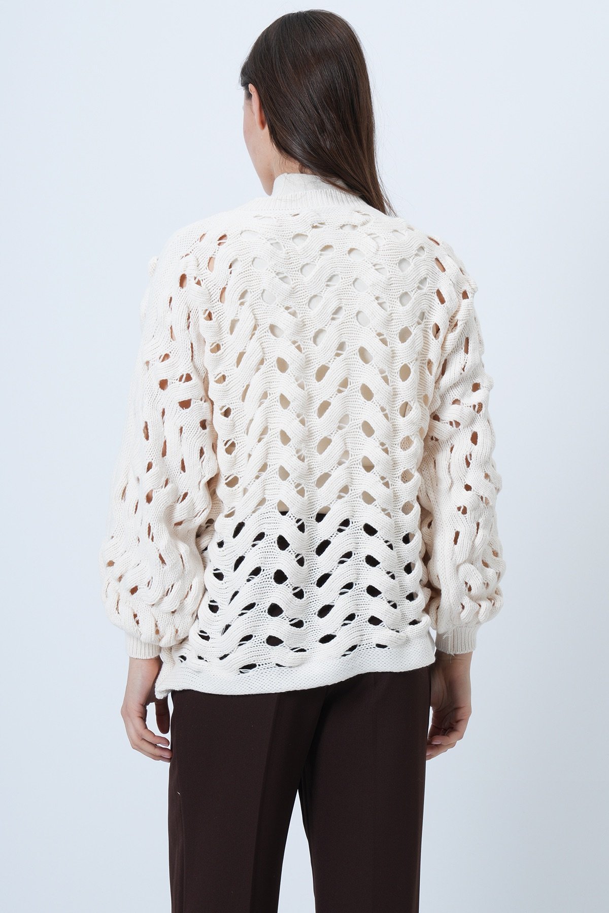 Kadın EKRU Bisiklet Yaka Ajurlu Triko Kazak VS01460