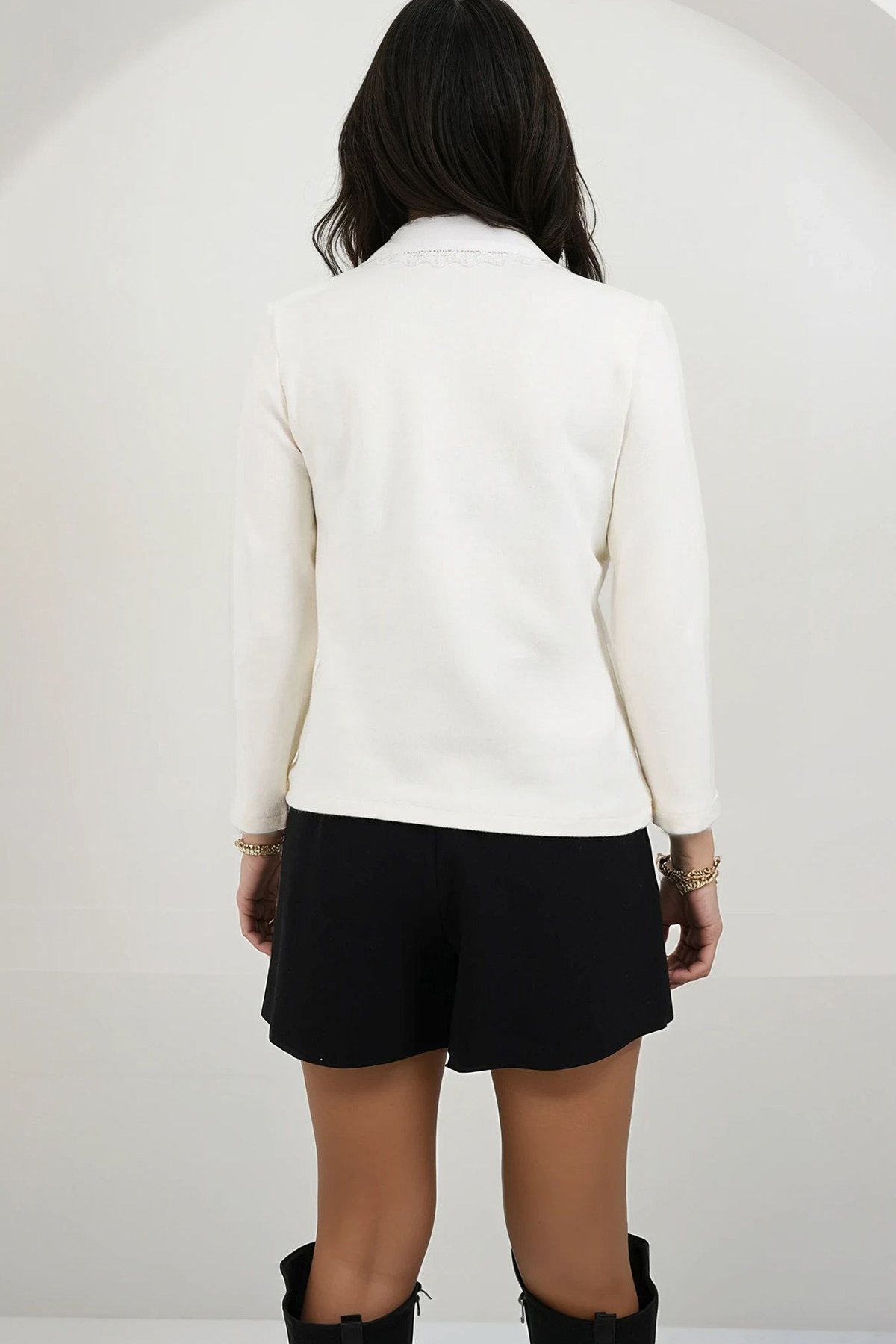 Kadın Ekru Dantelli Gömlek Yaka Nakışlı Triko Hırka Alc-X14844