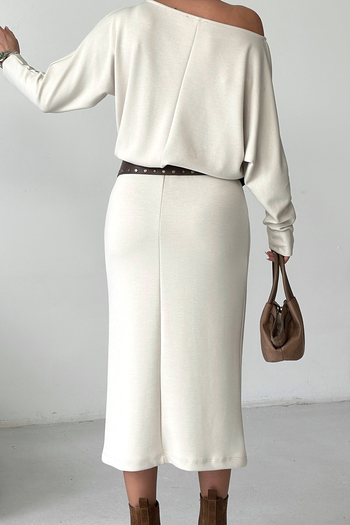 Kadın Ekru Kayık Yaka Beli Lastikli Midi Boy Elbise Alc-X15226