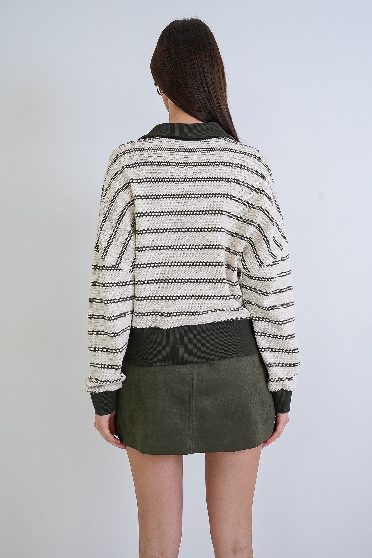 Kadın Ekru-Yeşil POLO YAKA RENK BLOKLU OVERSİZE SWEATSHIRT ALC-X15291
