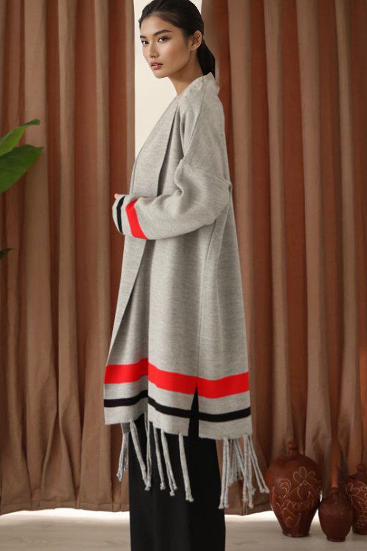 Kadın Gri Şerit Detaylı Püsküllü Uzun Hırka Alc-X14745